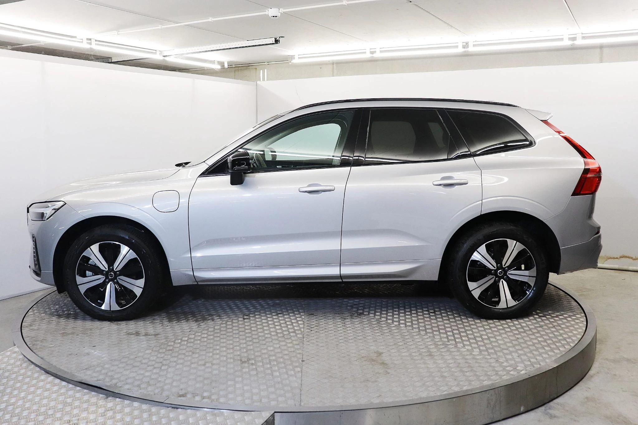 Volvo-XC60-image-2