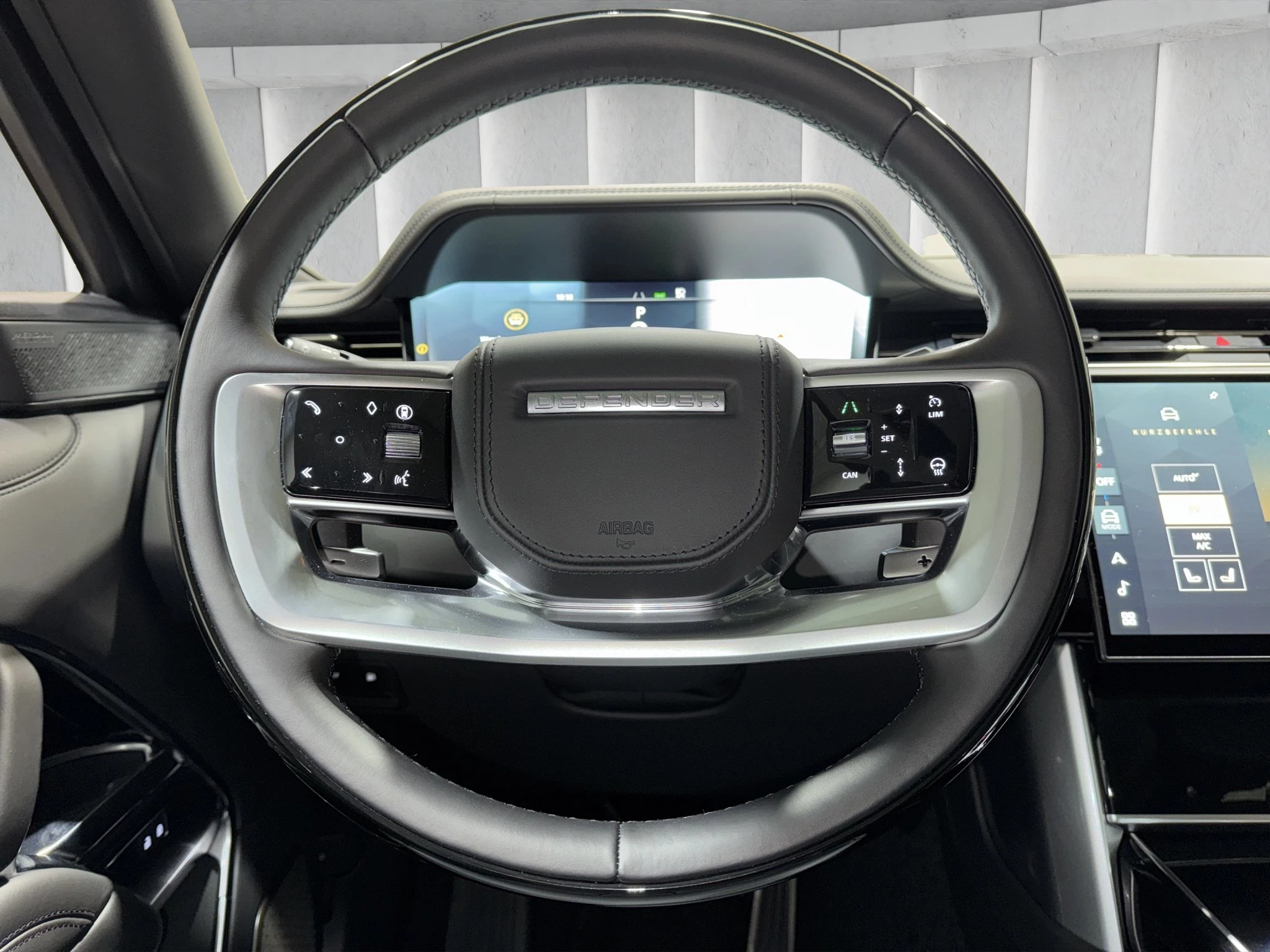 Land Rover-Range Rover-image-8