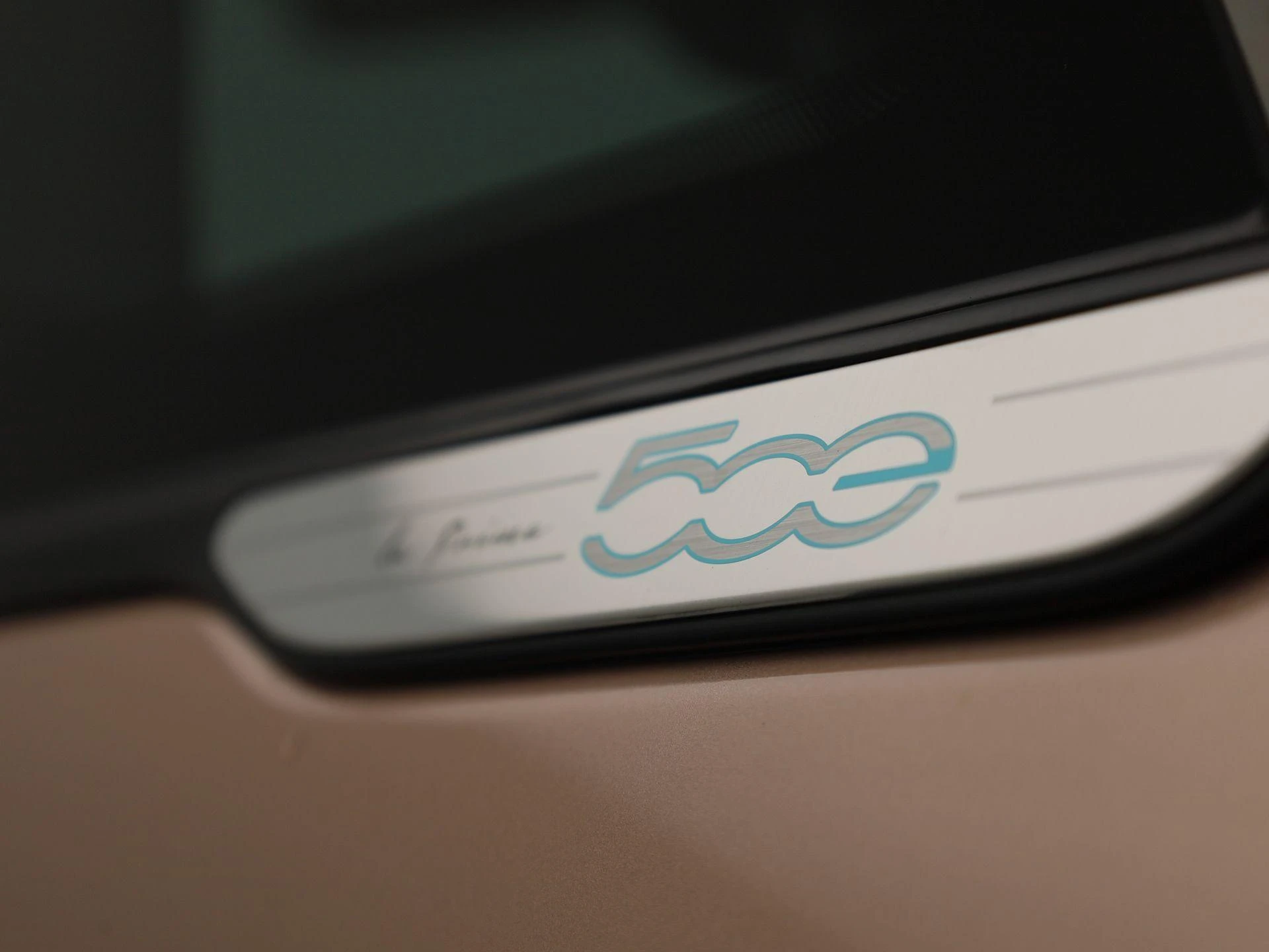 Fiat-500e-image-37