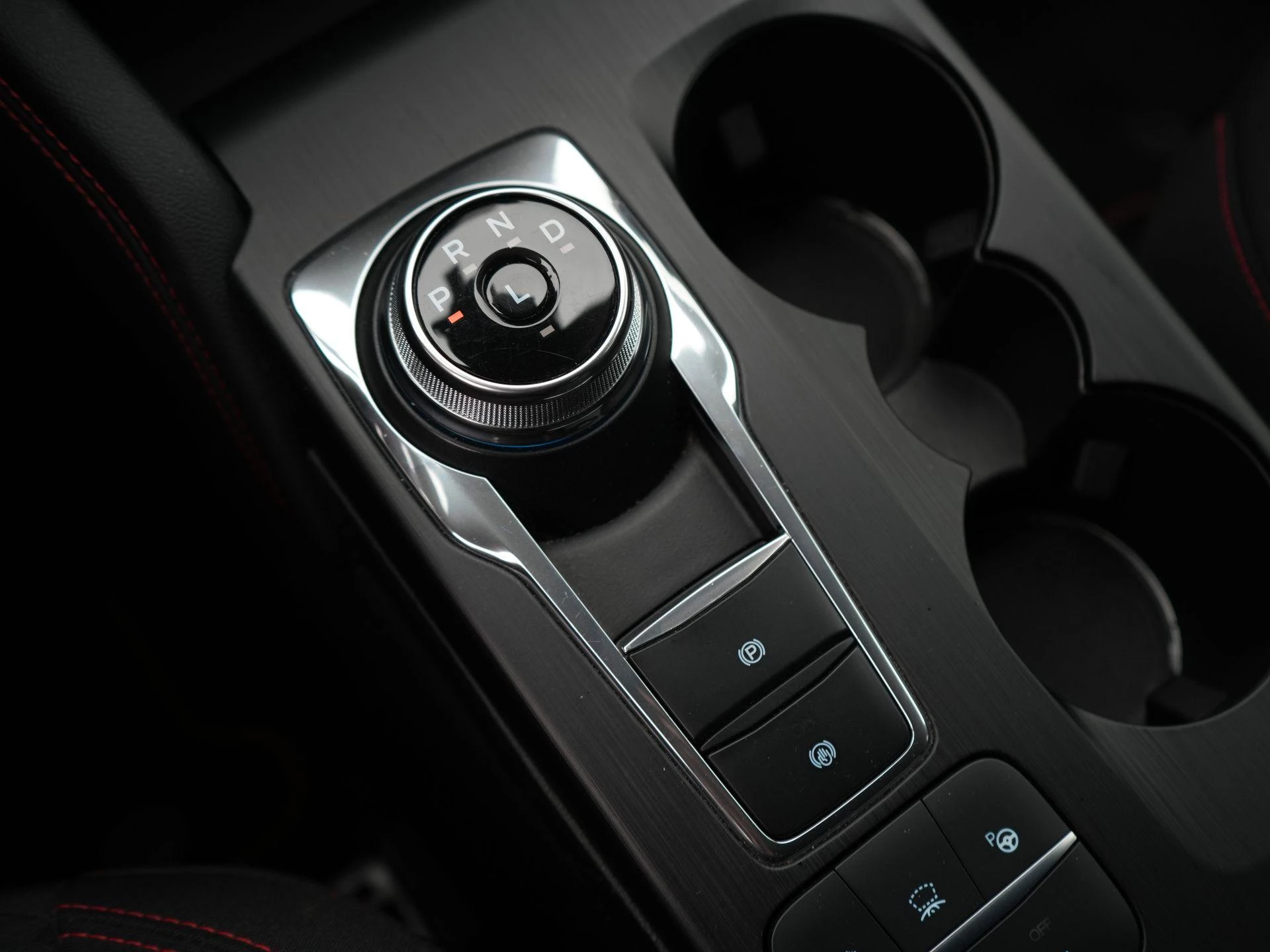 Ford-Kuga-image-24