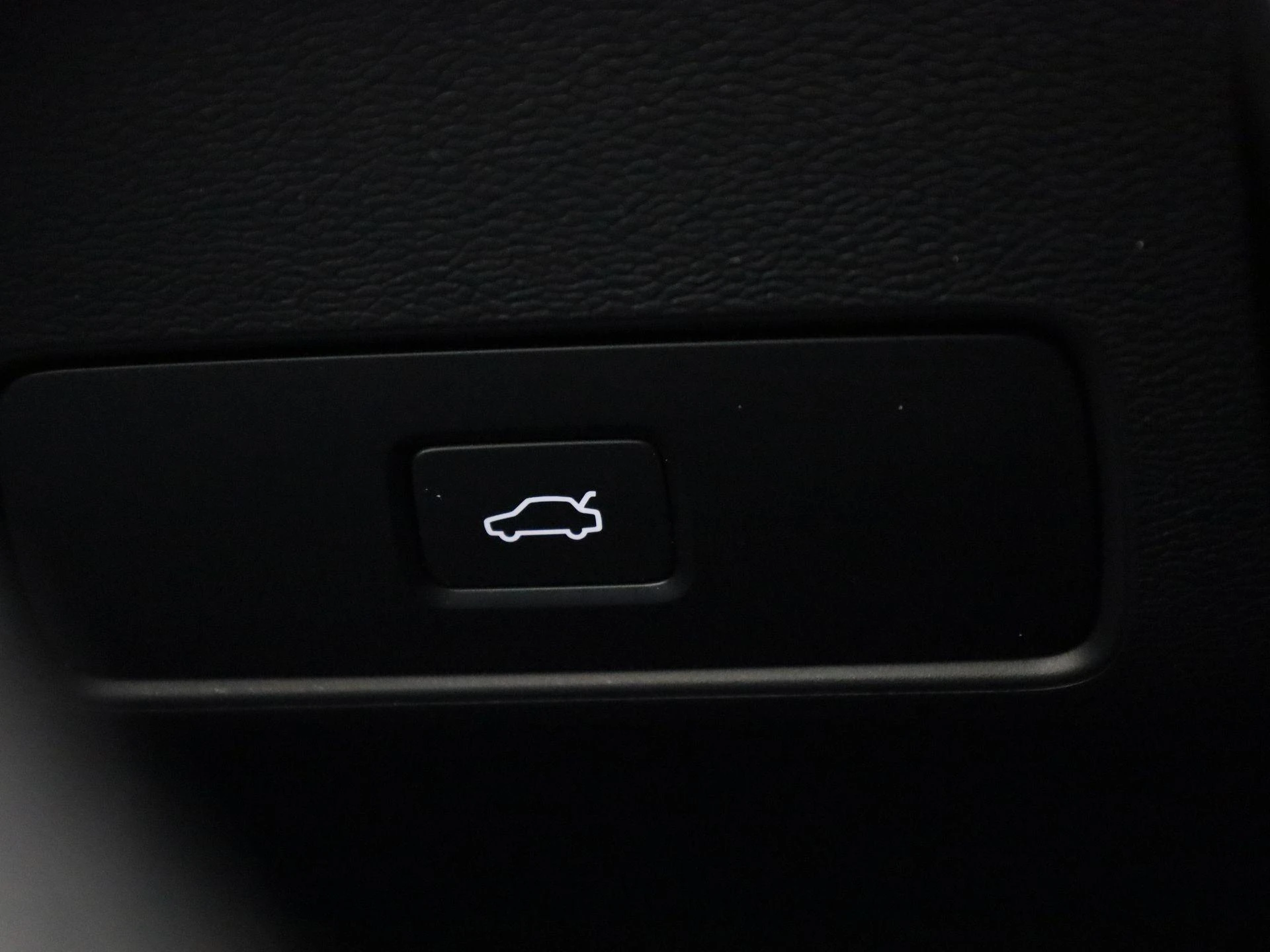 Volvo-XC40-image-25