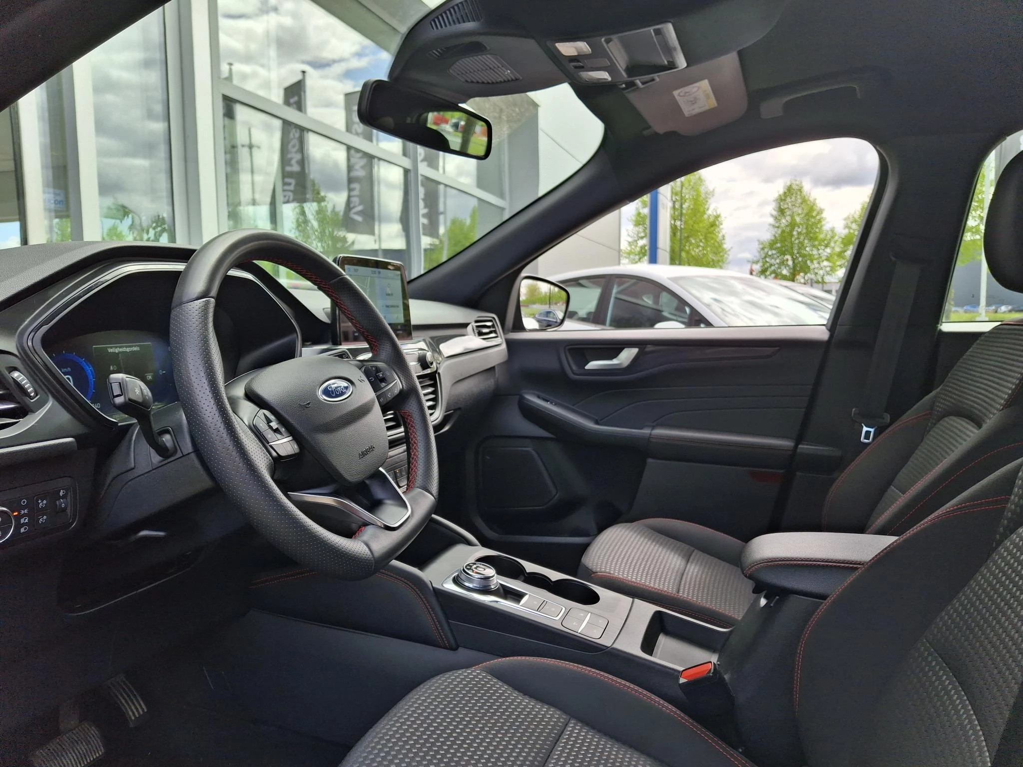Ford-Kuga-image-12