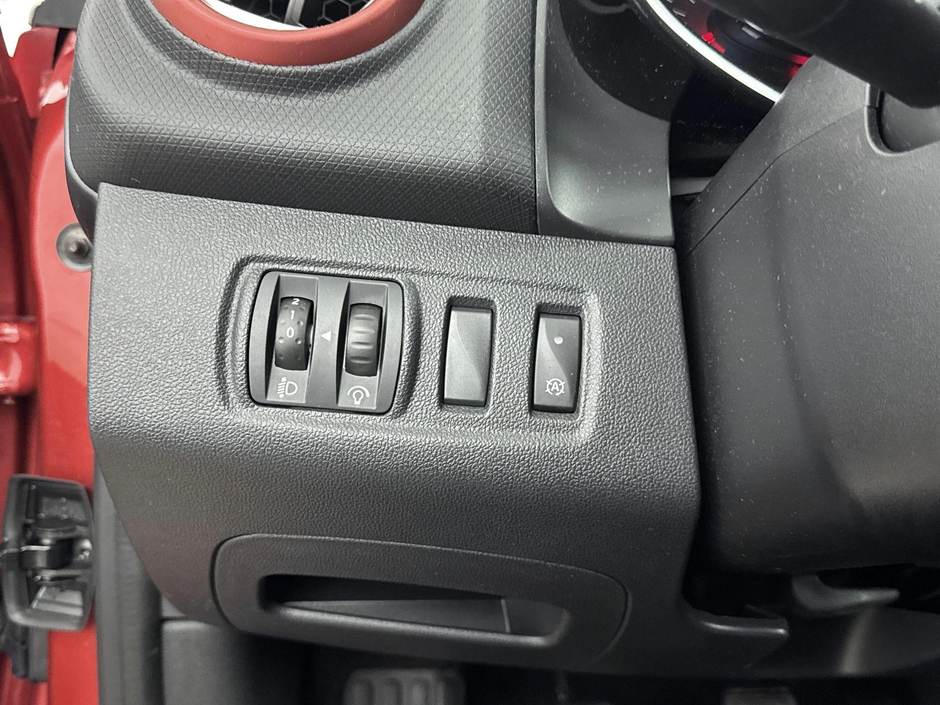 Renault-Clio-image-24