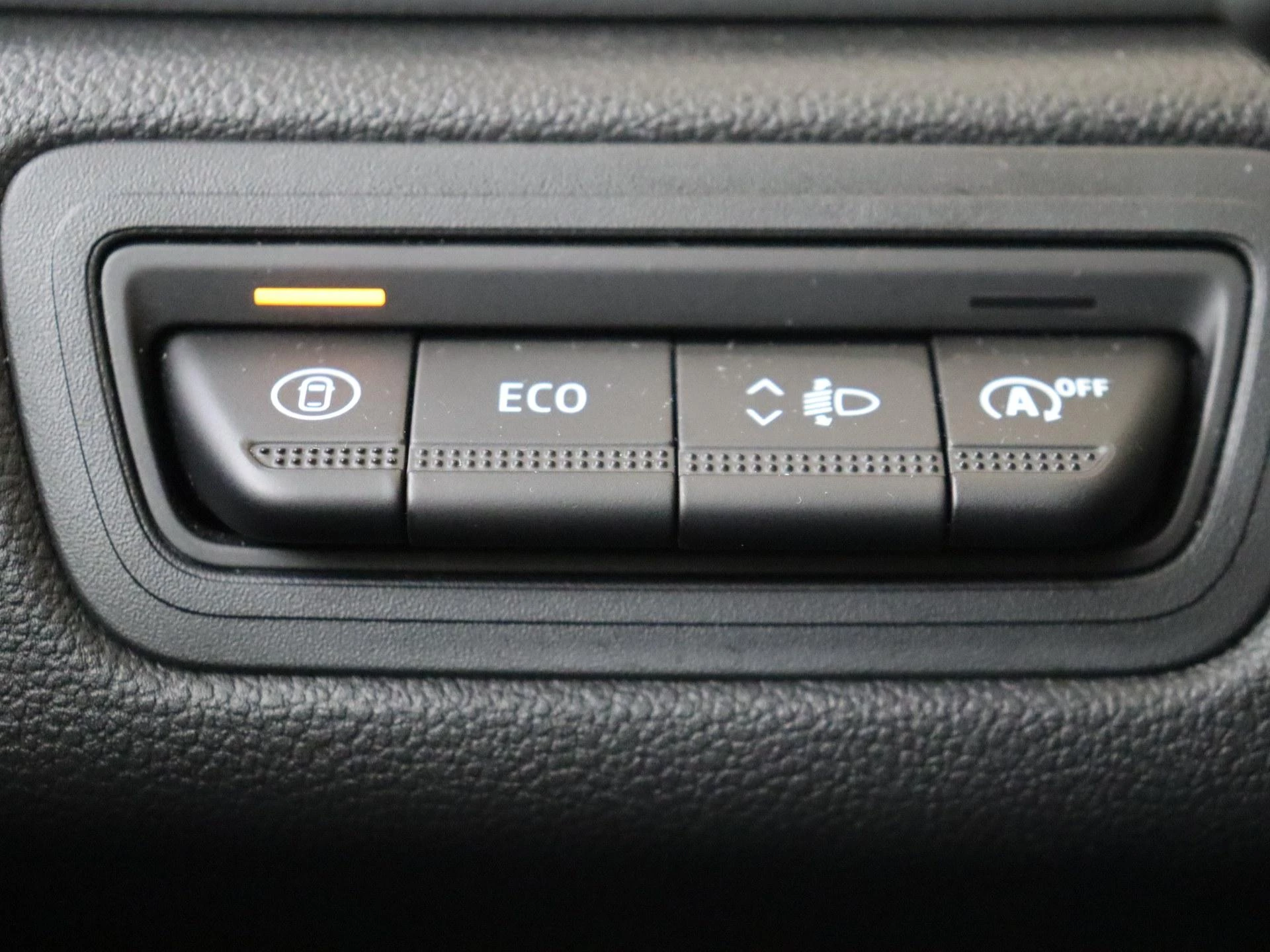 Renault-Captur-image-26