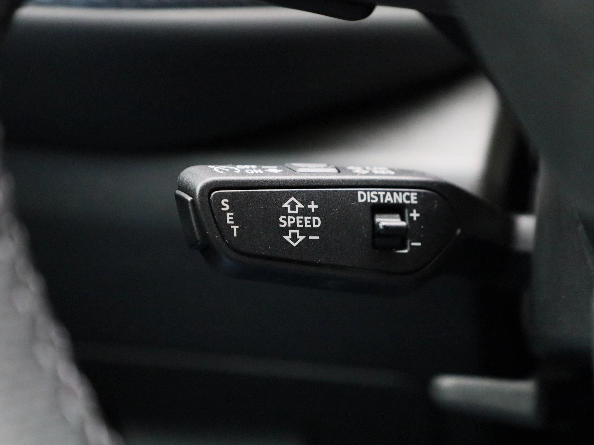Audi Q5 2.0 TFSI e-hybrid quattro S edition Competition