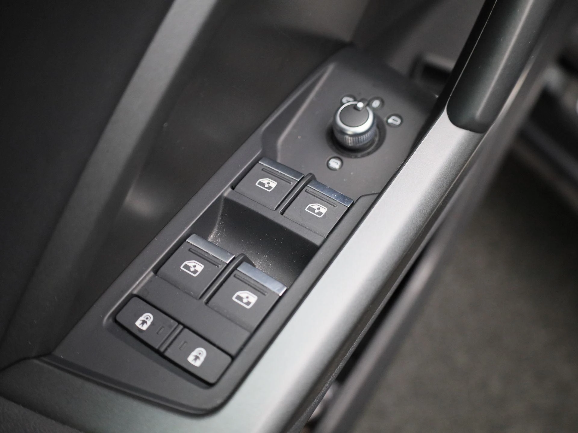 Audi-Q3-image-35
