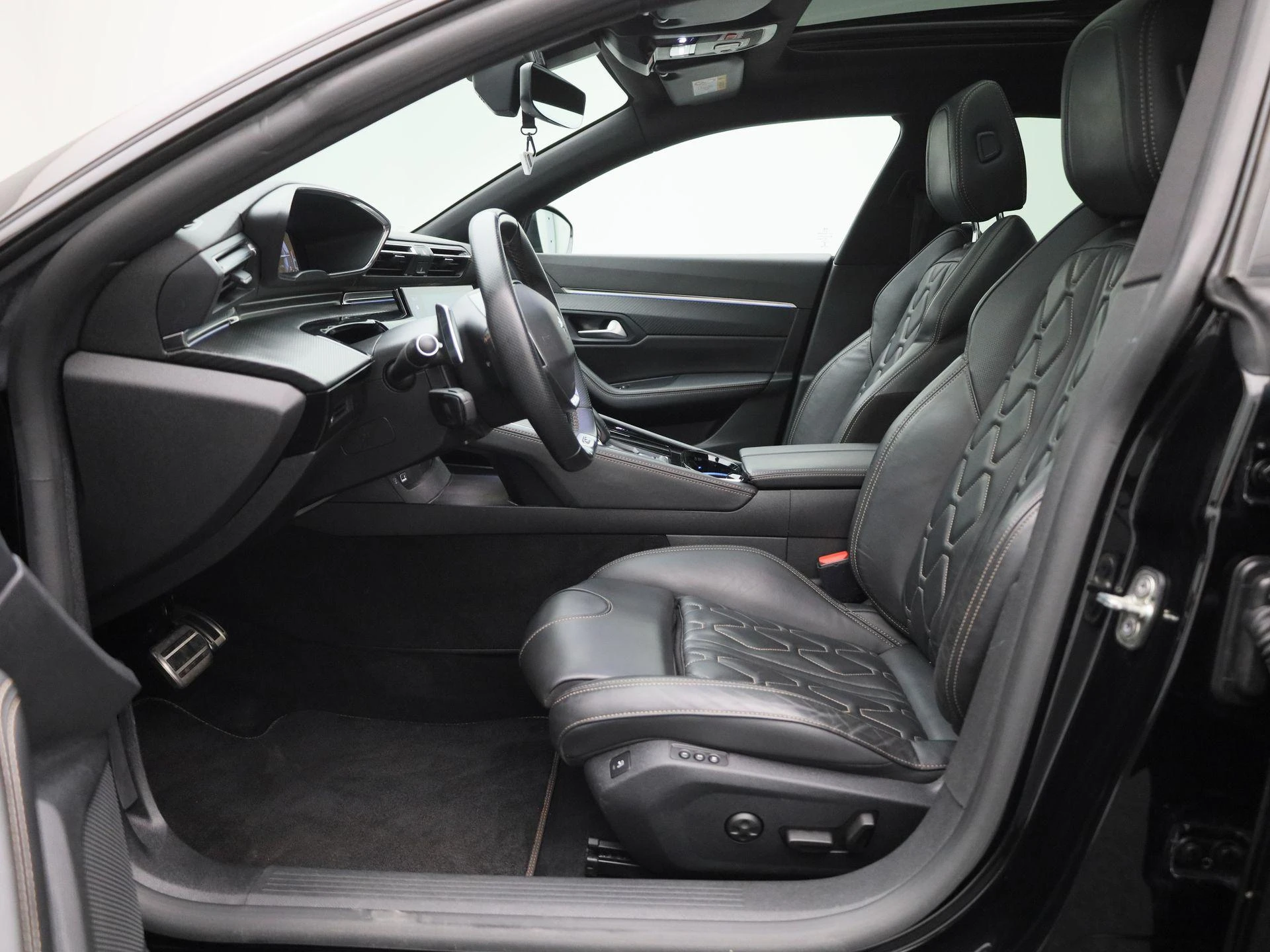 Peugeot-508-image-10