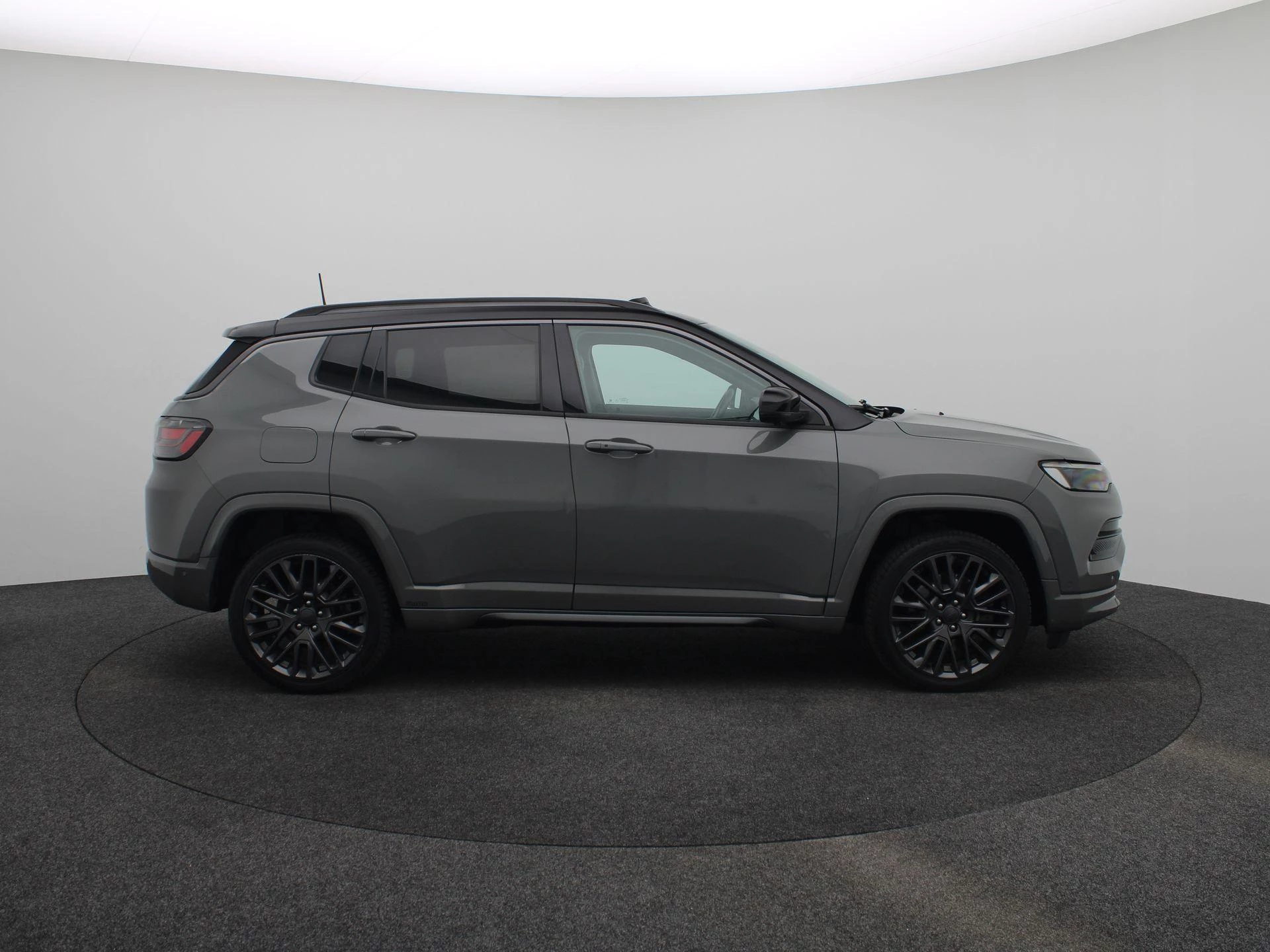 Jeep-Compass-image-5