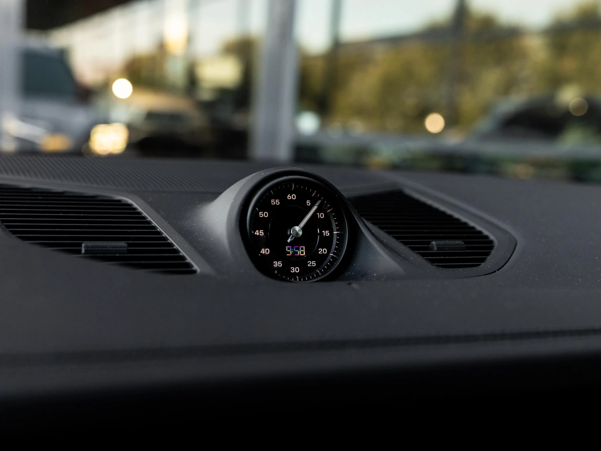 Porsche-Cayenne-image-16