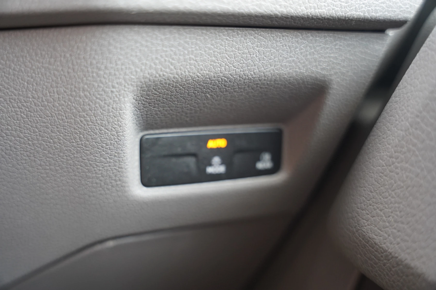 Volkswagen-Crafter-image-17