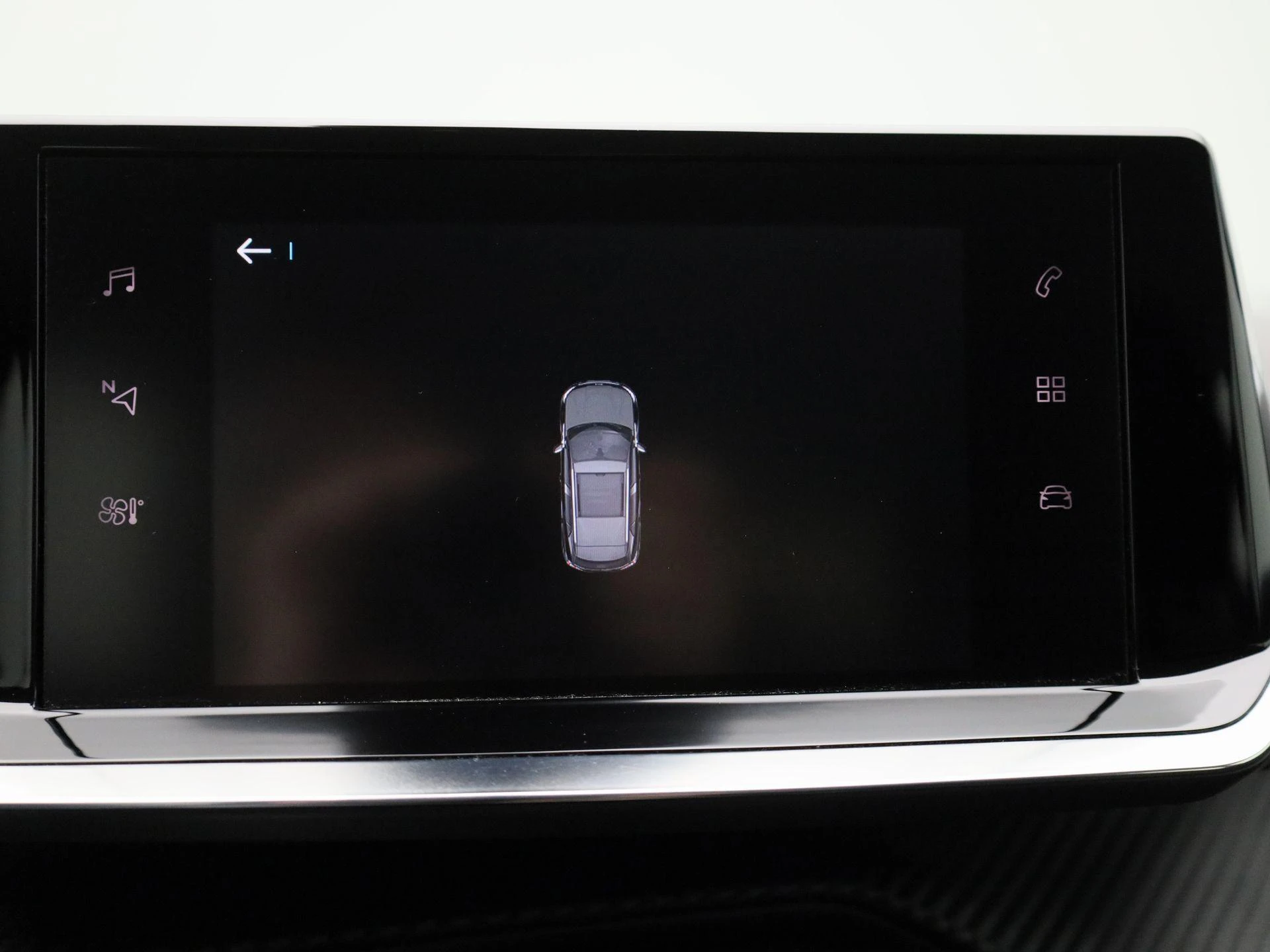 Peugeot-e-2008-image-25