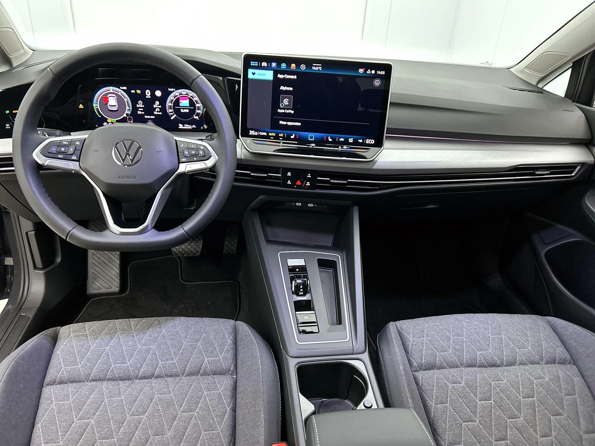 Volkswagen Golf - 19