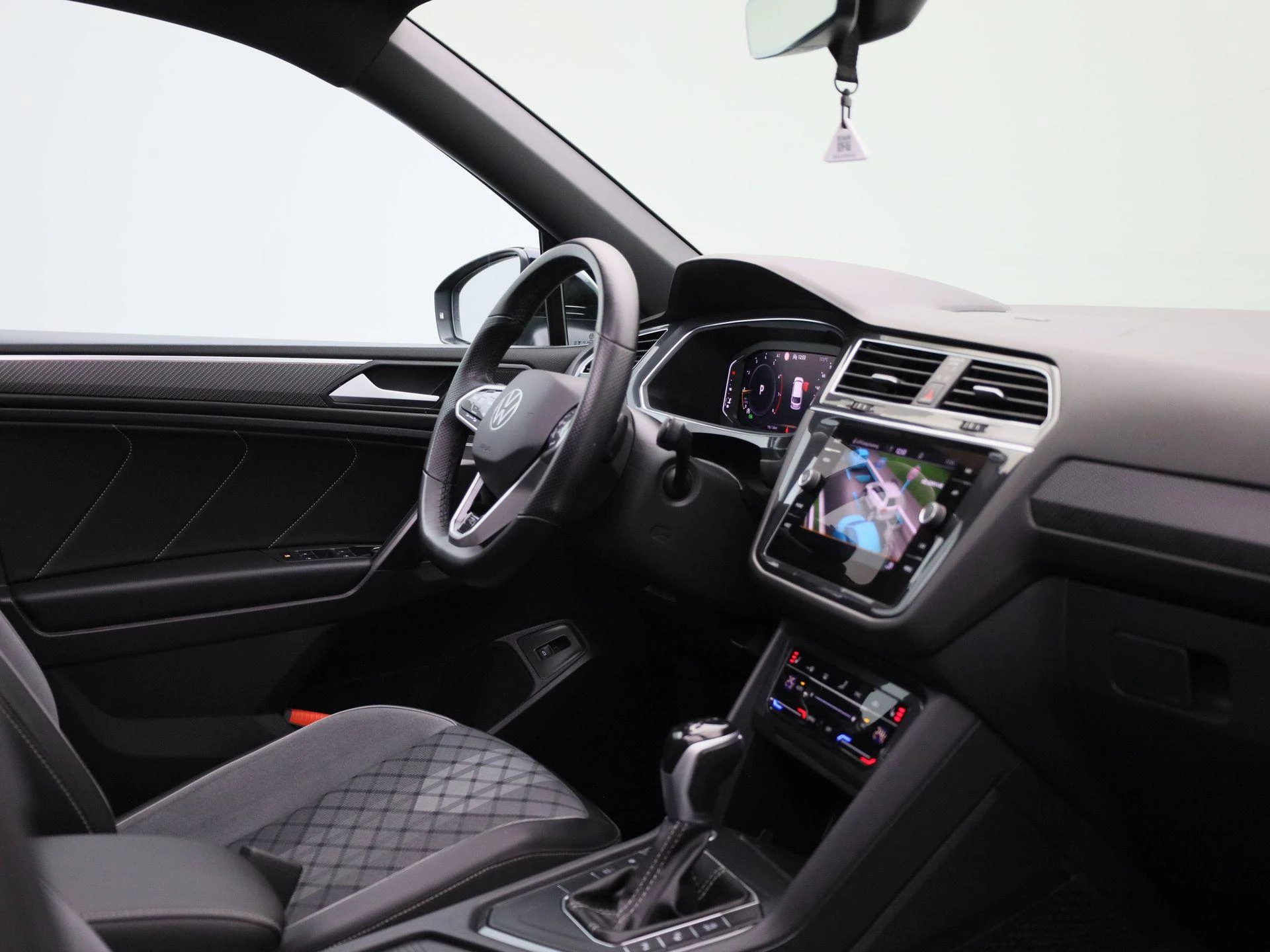 Volkswagen-Tiguan Allspace-image-33