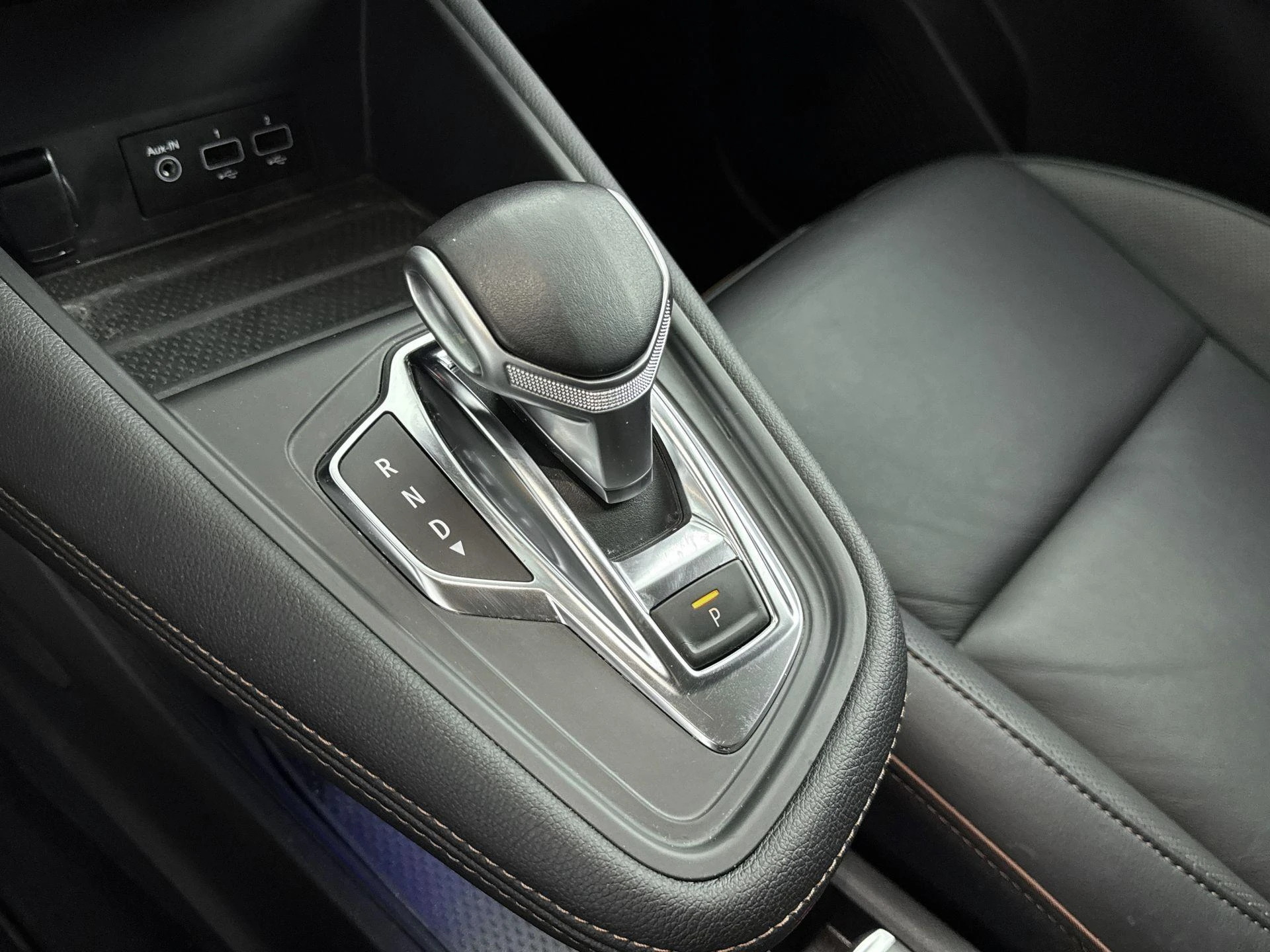 Renault-Captur-image-12