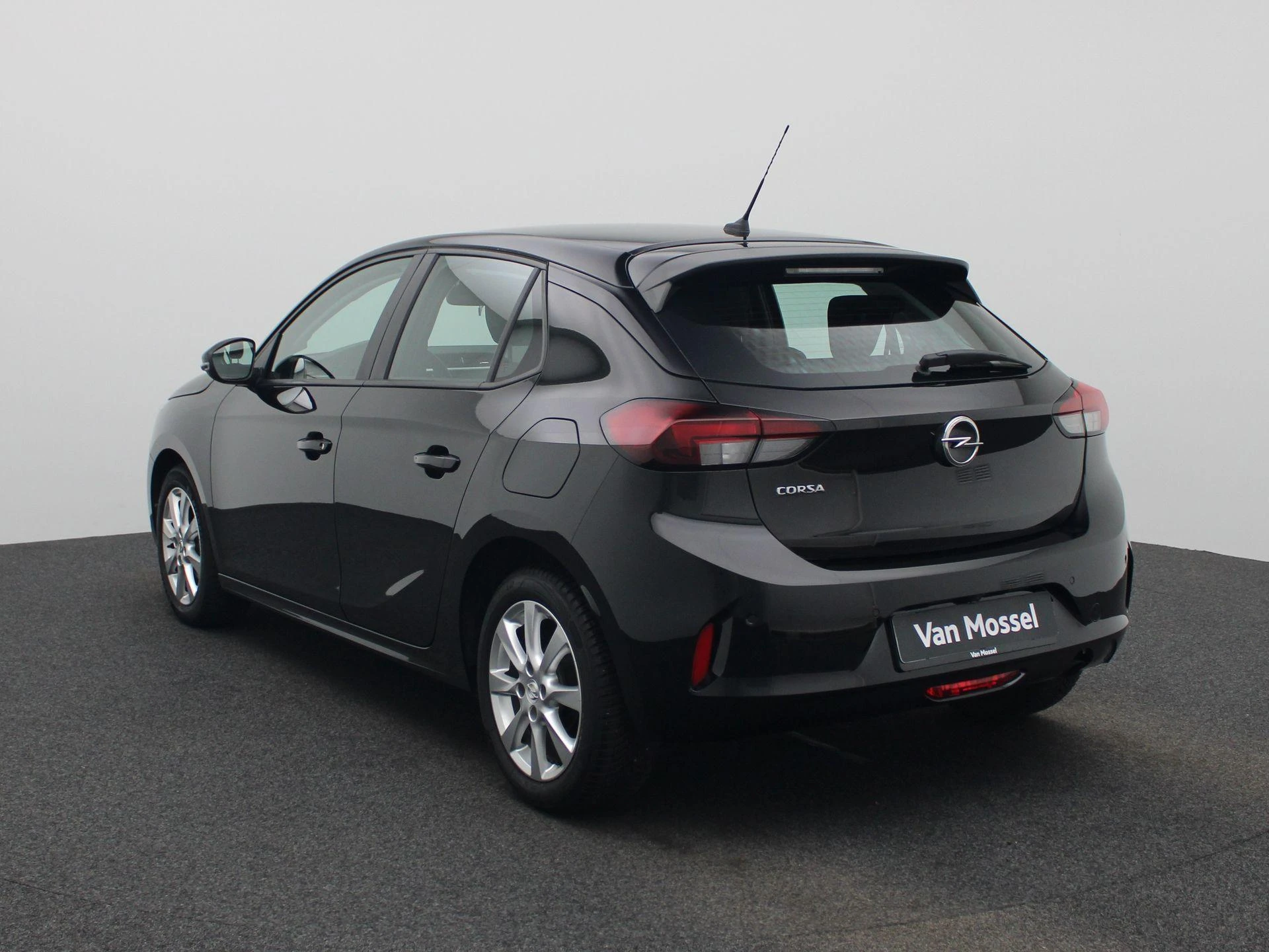 Opel-Corsa-image-1