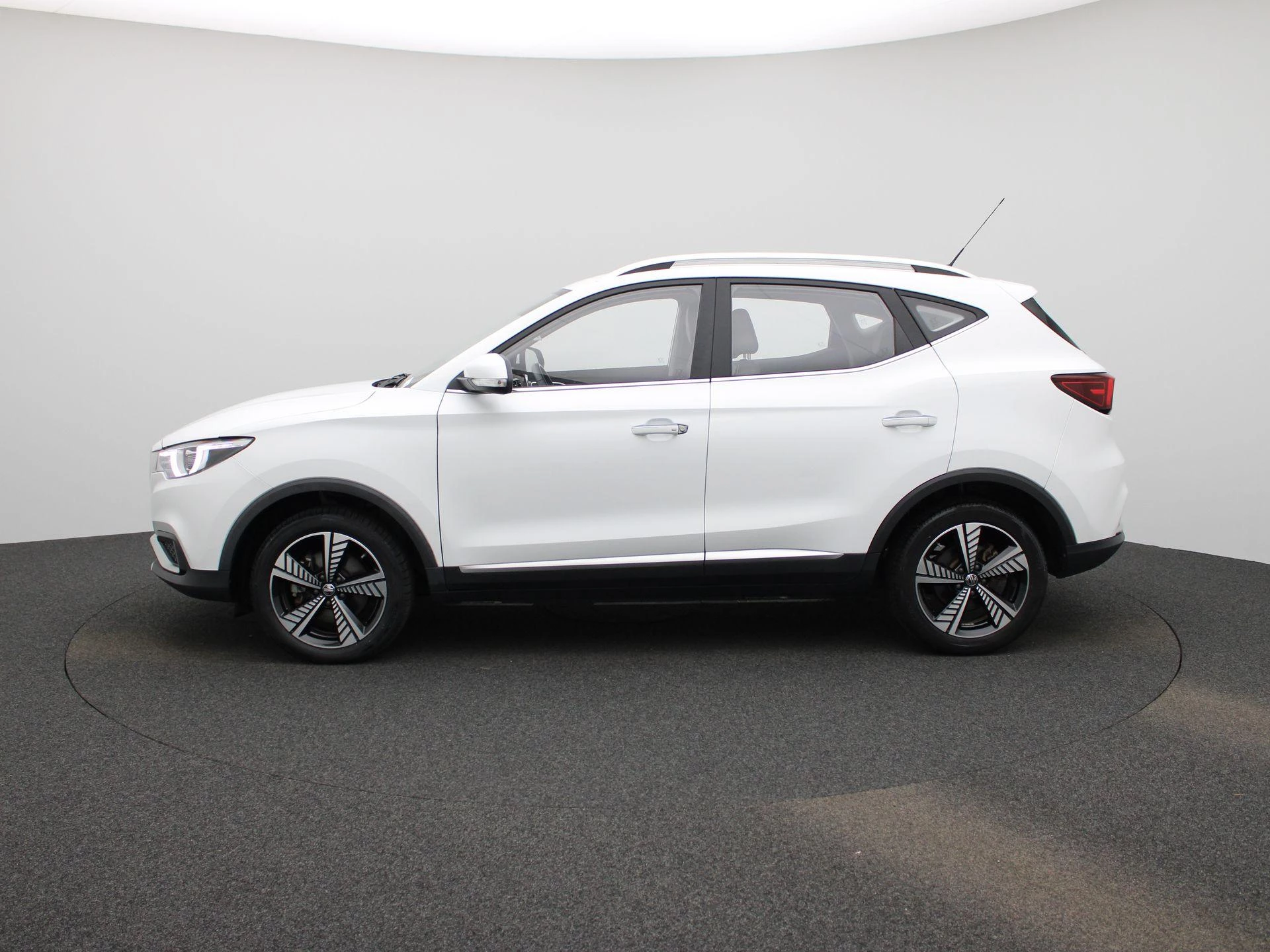 MG ZS EV