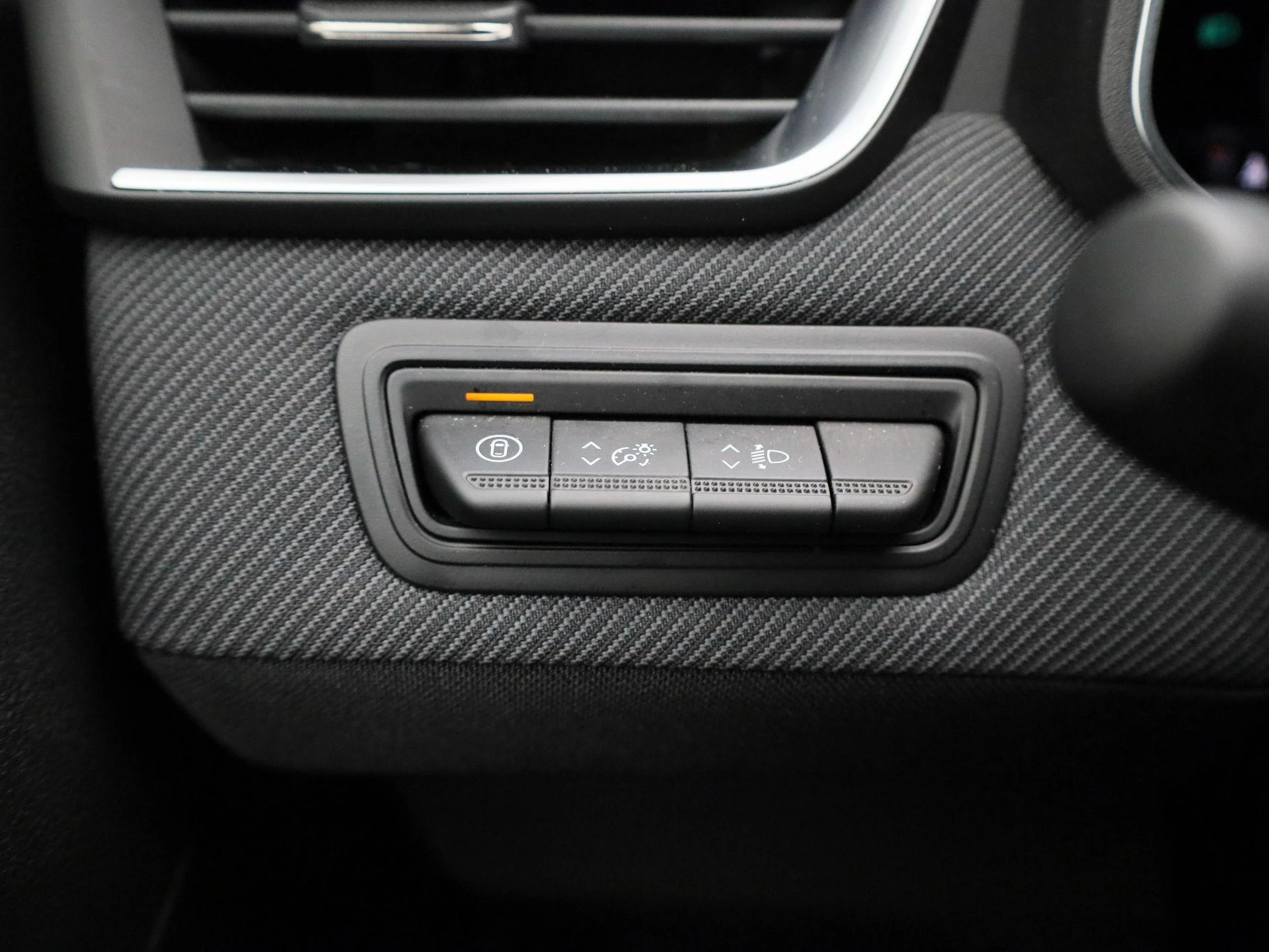 Renault-Clio-image-21