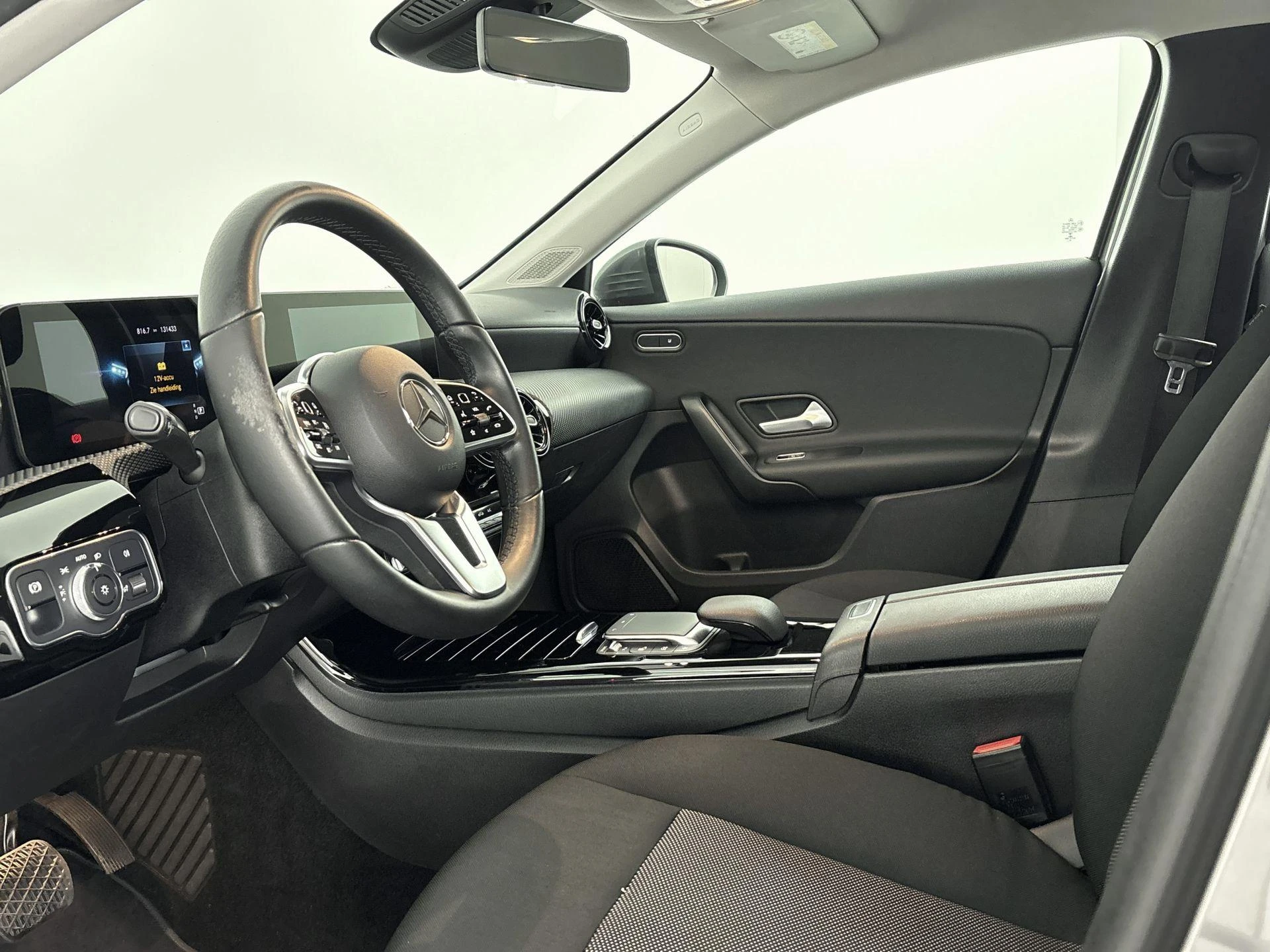 Mercedes-Benz-A-Klasse-image-7