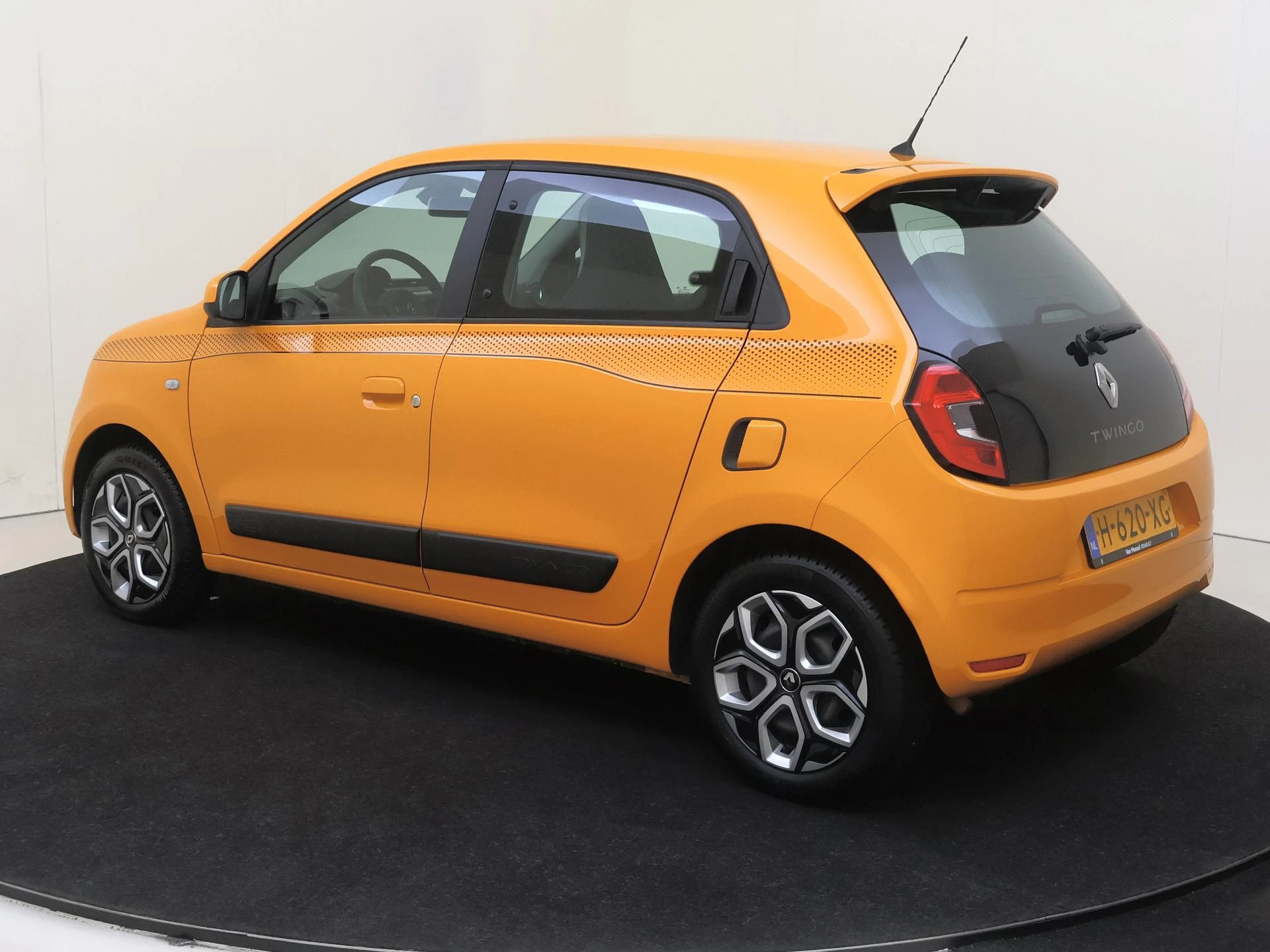 Renault-Twingo-image-2