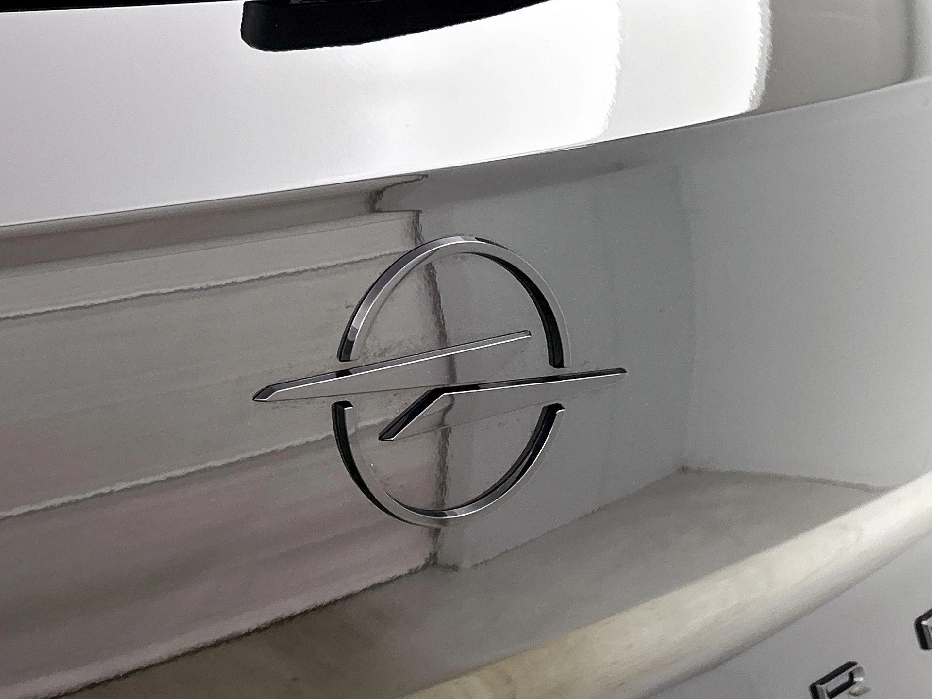 Opel-Frontera-image-13