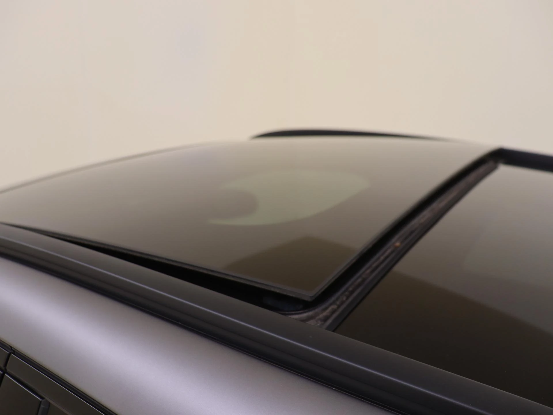 Mercedes-Benz-GLA-image-28