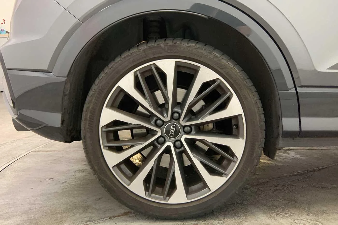 Audi-SQ2-image-4