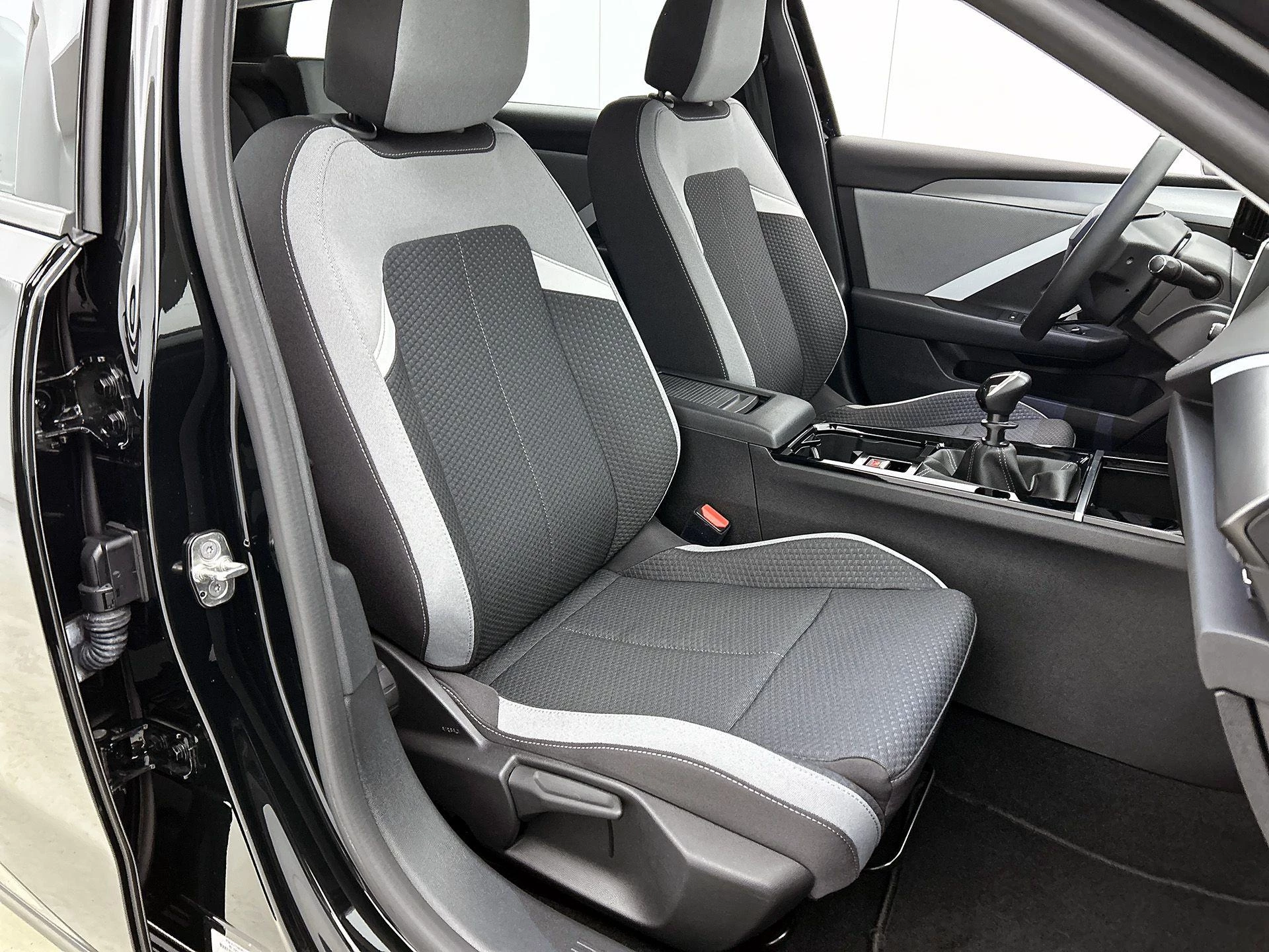 Opel-Astra-image-38