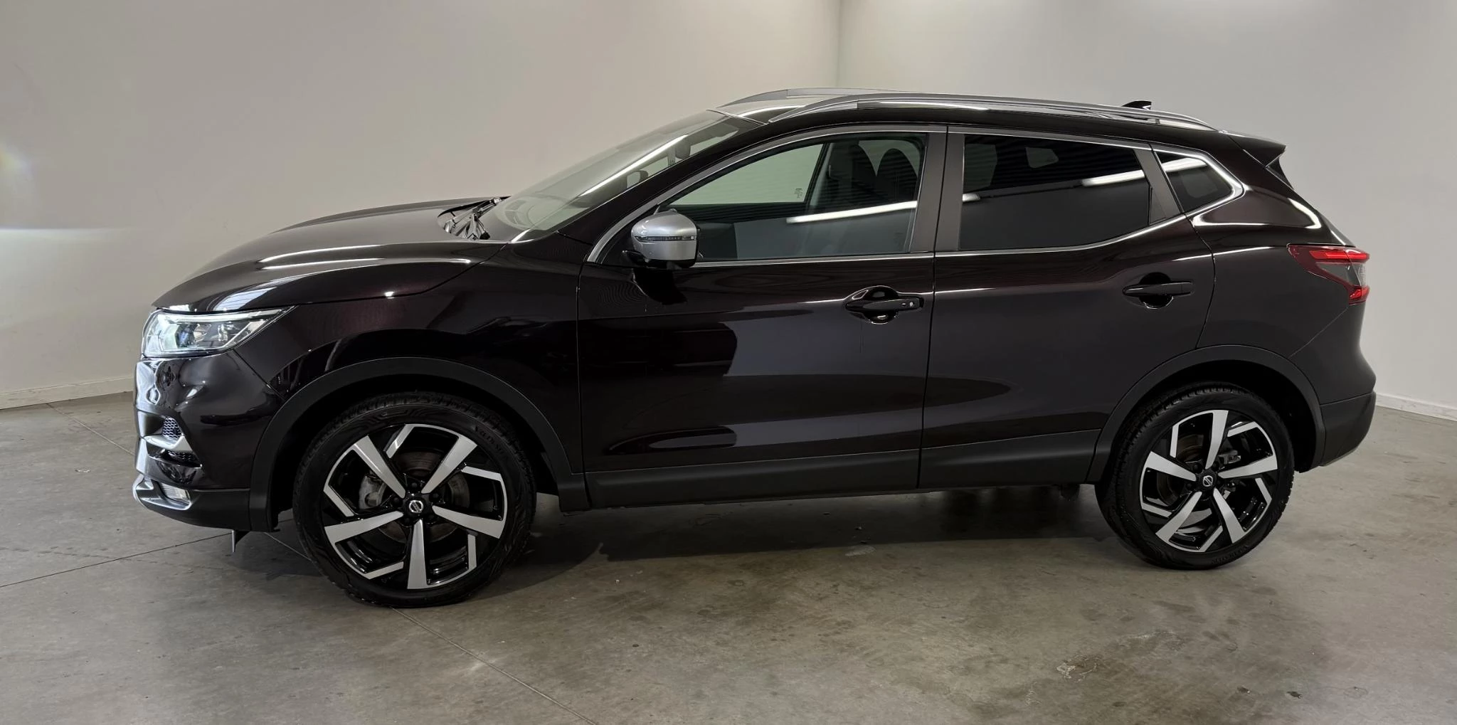 Nissan-QASHQAI-image-4
