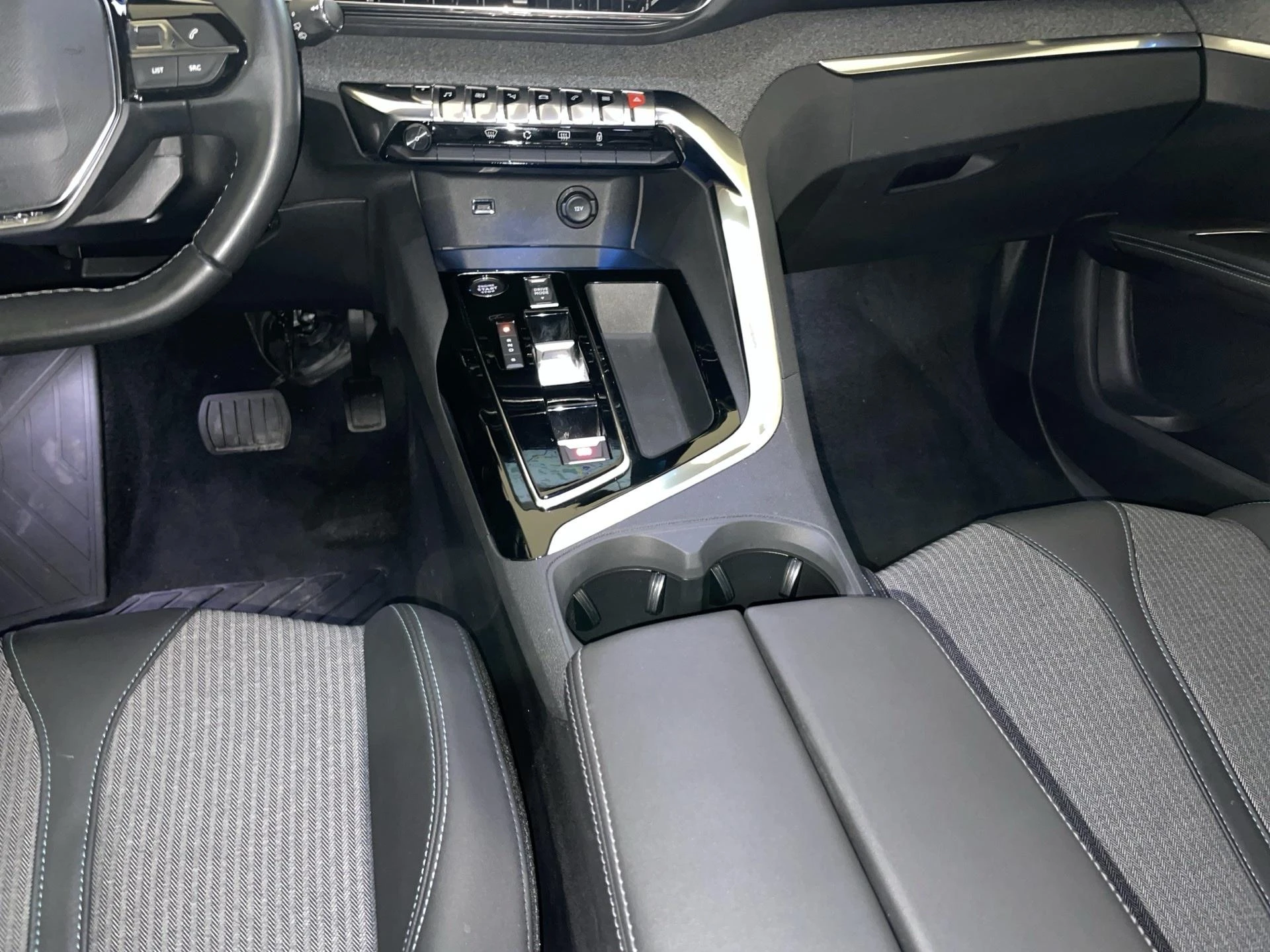 Peugeot-3008-image-9