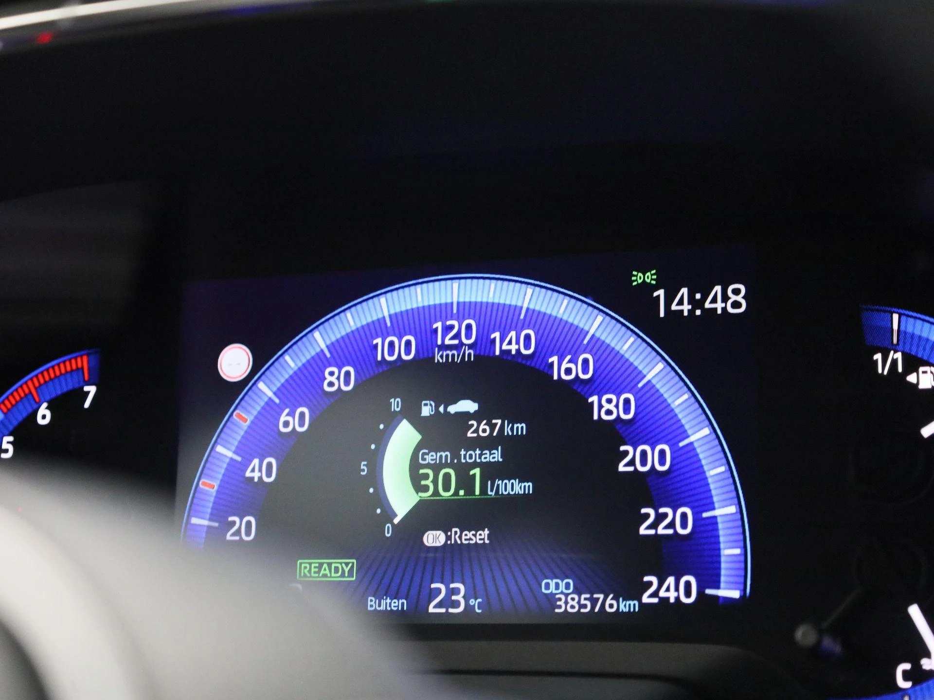 Toyota Corolla 1.8 Hybrid Business Plus