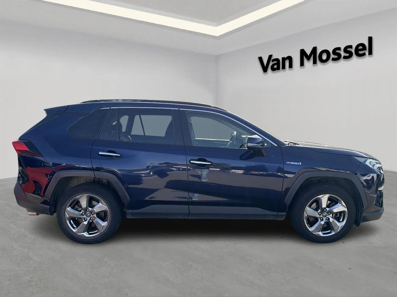 Toyota-RAV4-image-4