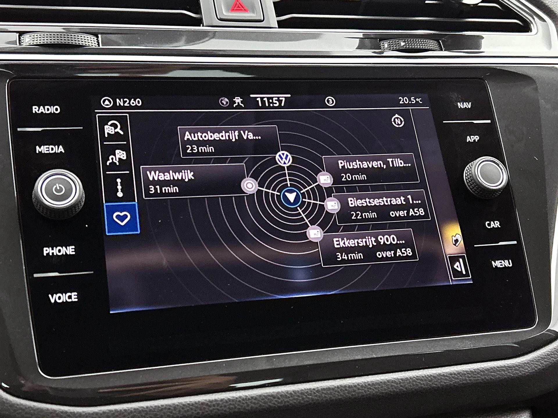 Volkswagen-Tiguan-image-27