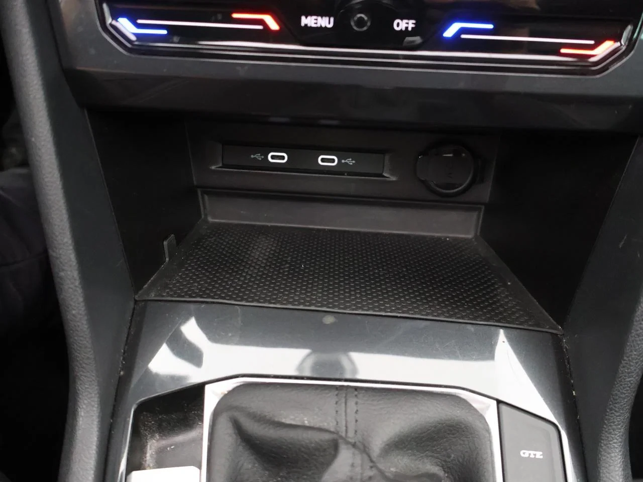 Volkswagen-Tiguan-image-17