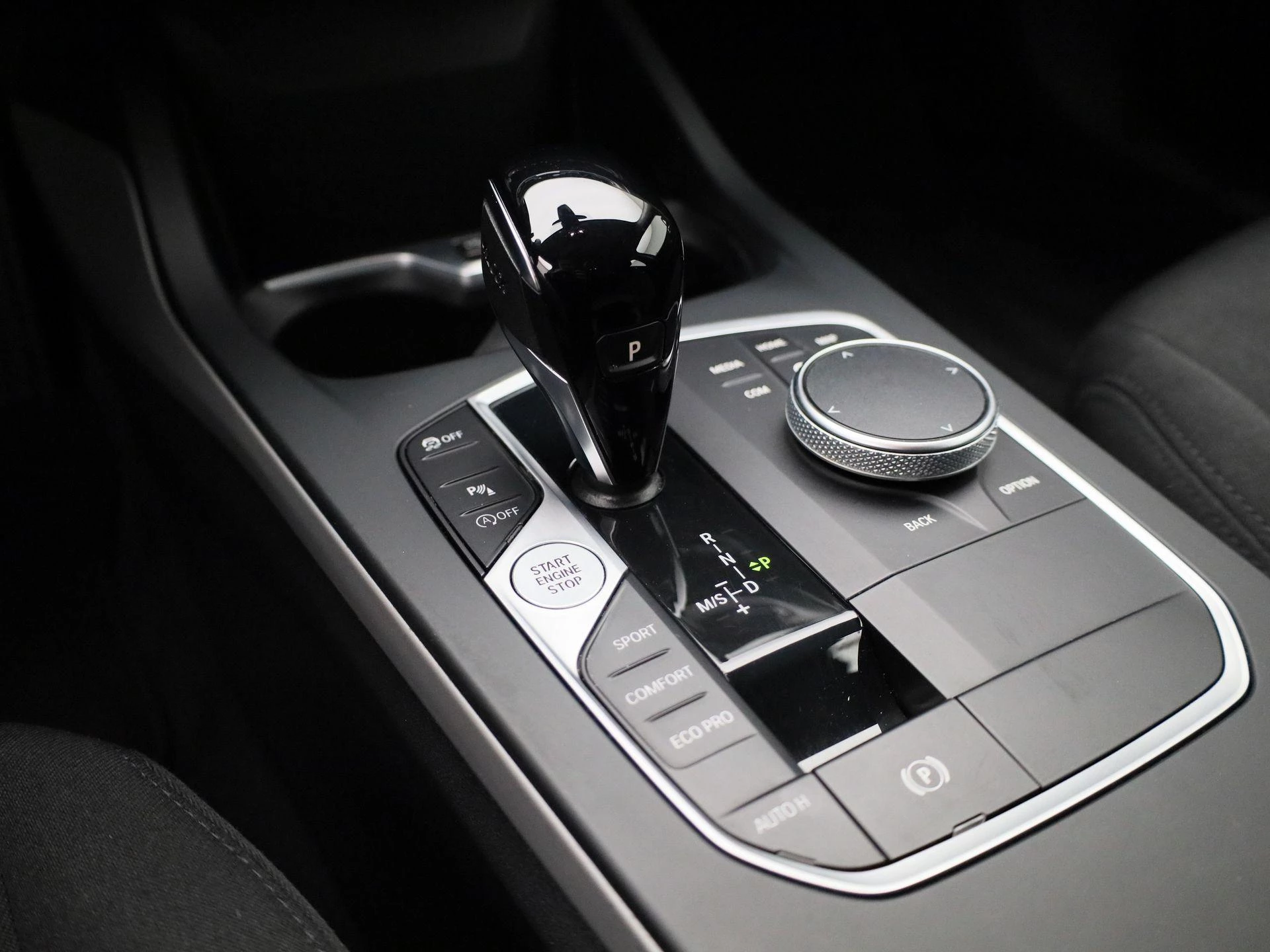 BMW-1 Reeks-image-17