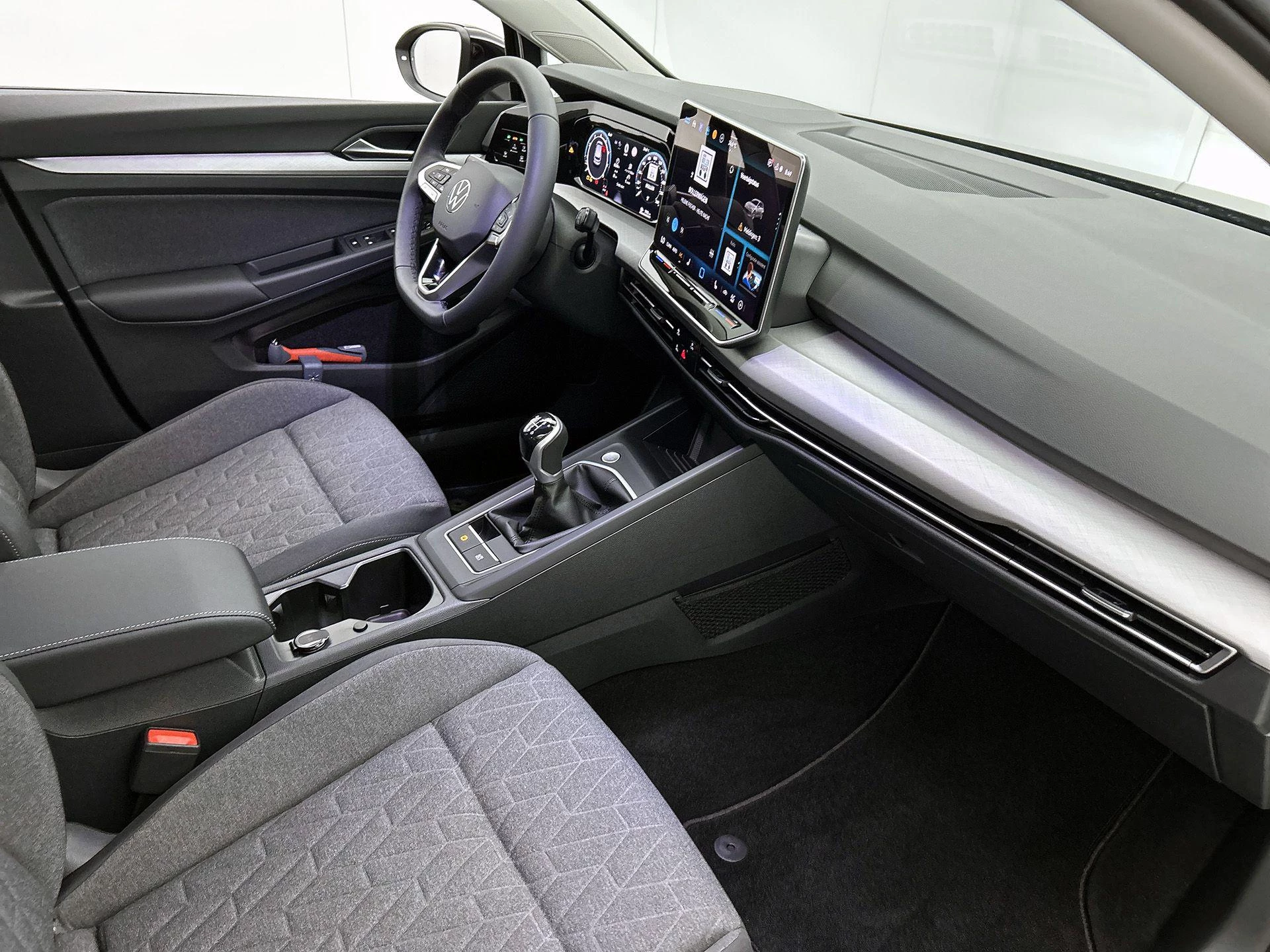 Volkswagen-Golf-image-19