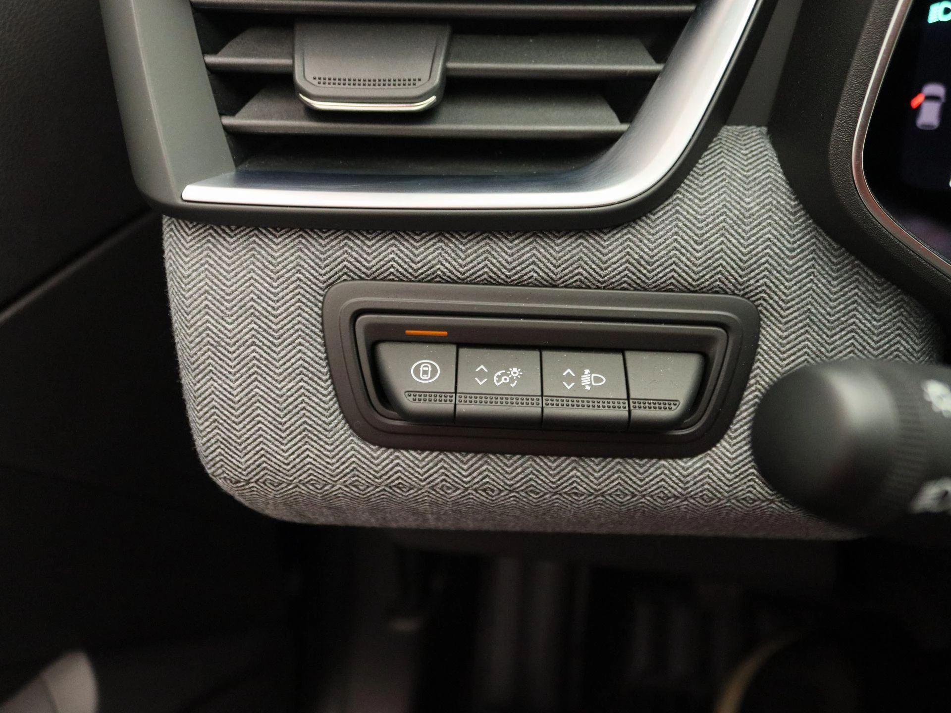 Renault-Clio-image-20