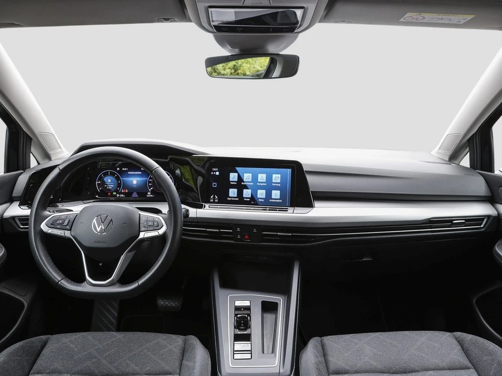 Volkswagen-Golf-image-11