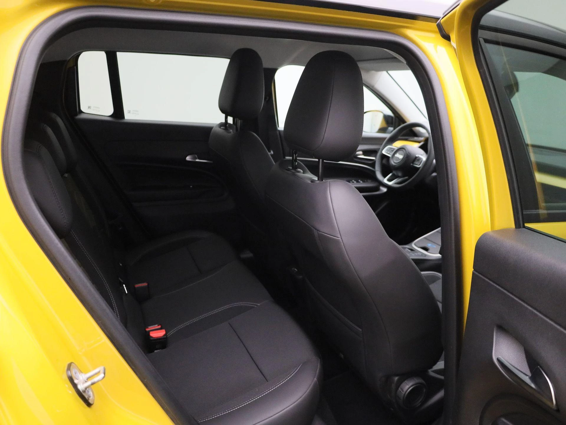 Jeep-Avenger-image-37