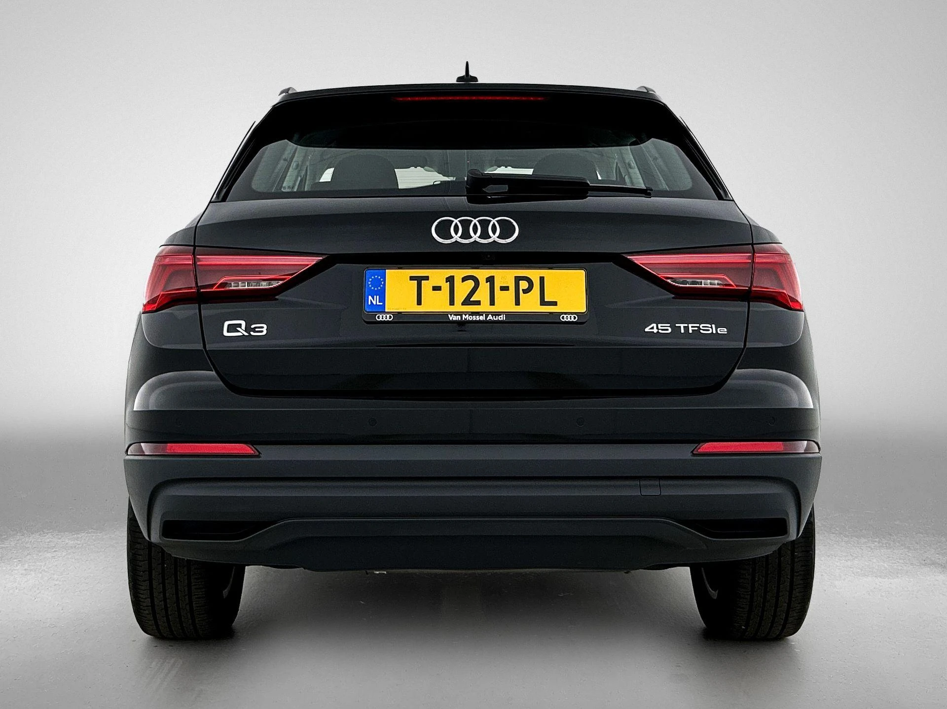 Audi-Q3-image-2