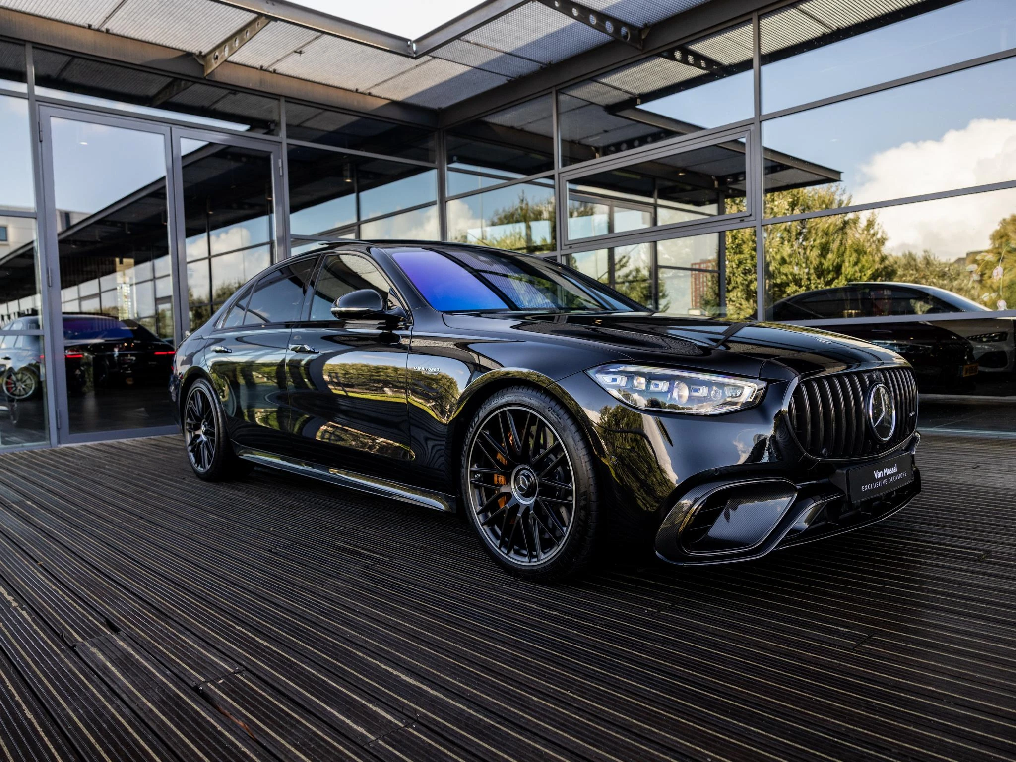 Mercedes-Benz-S-Klasse-image-3