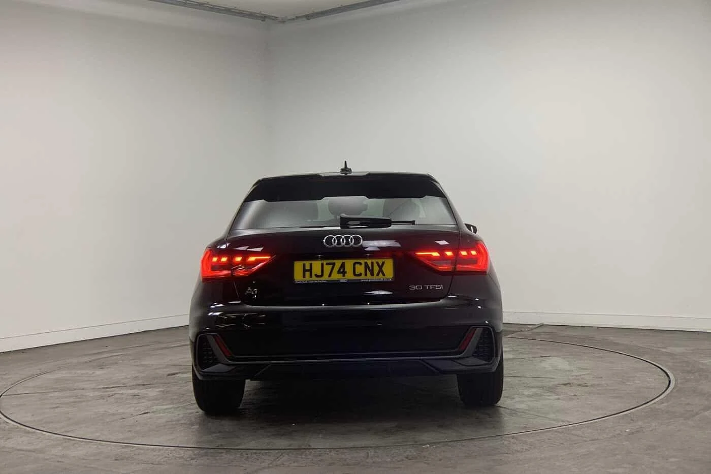 Audi-A1 Sportback-image-10