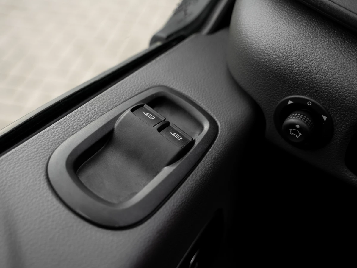 Ford-Transit-image-13