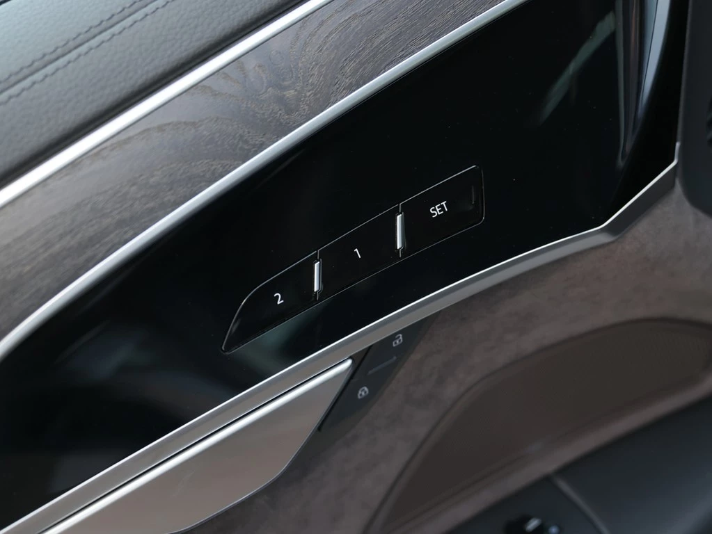 Audi A8 50 TDI quattro tiptronic