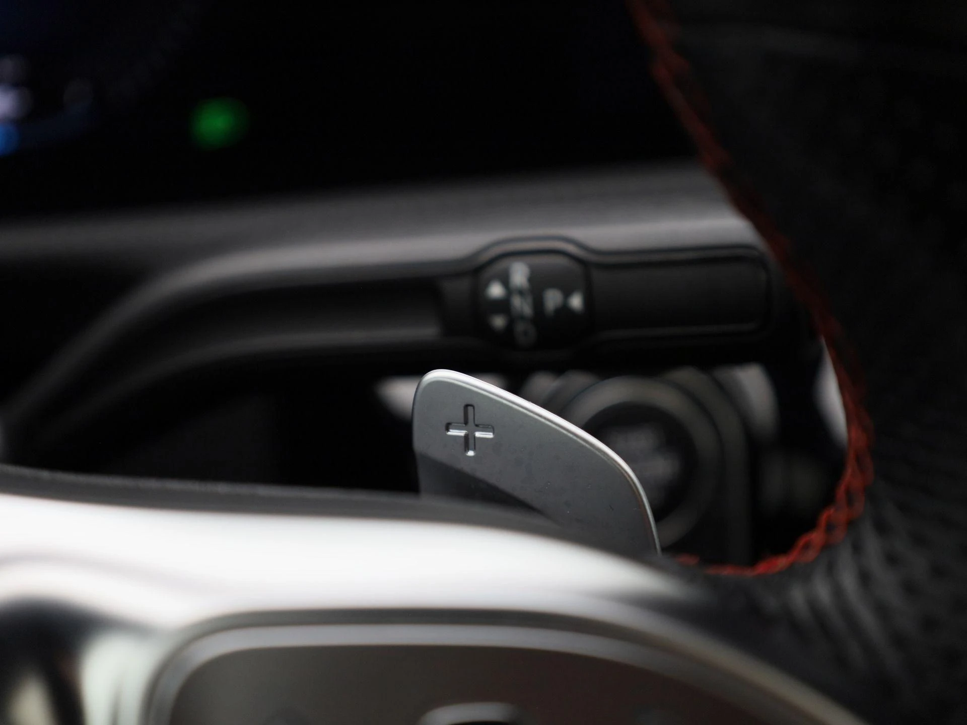 Mercedes-Benz-CLA-image-28