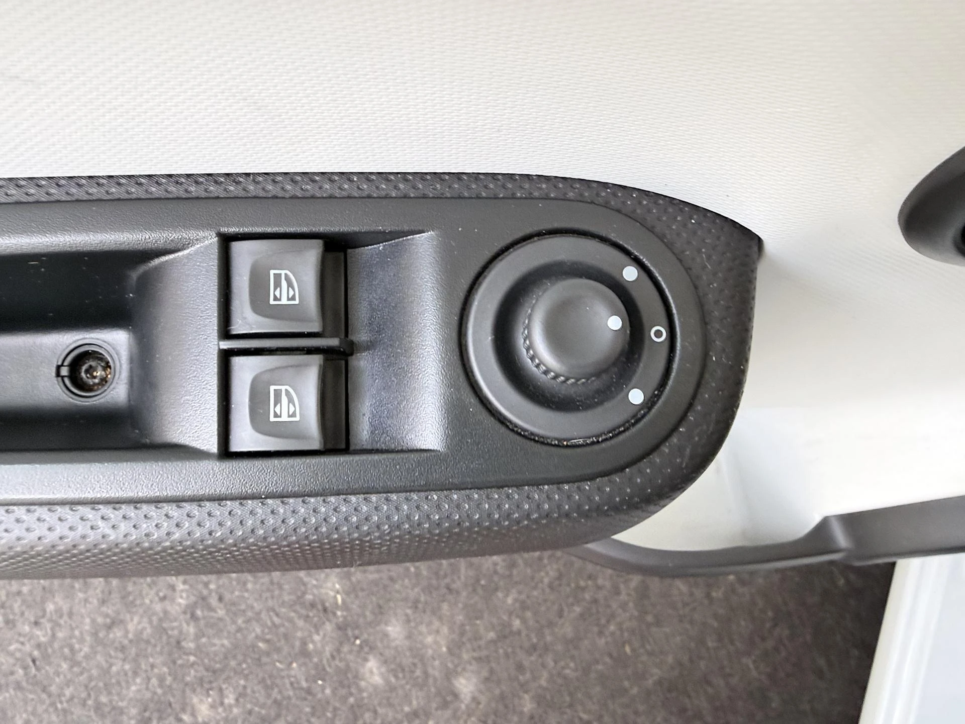 Renault-Twingo-image-21