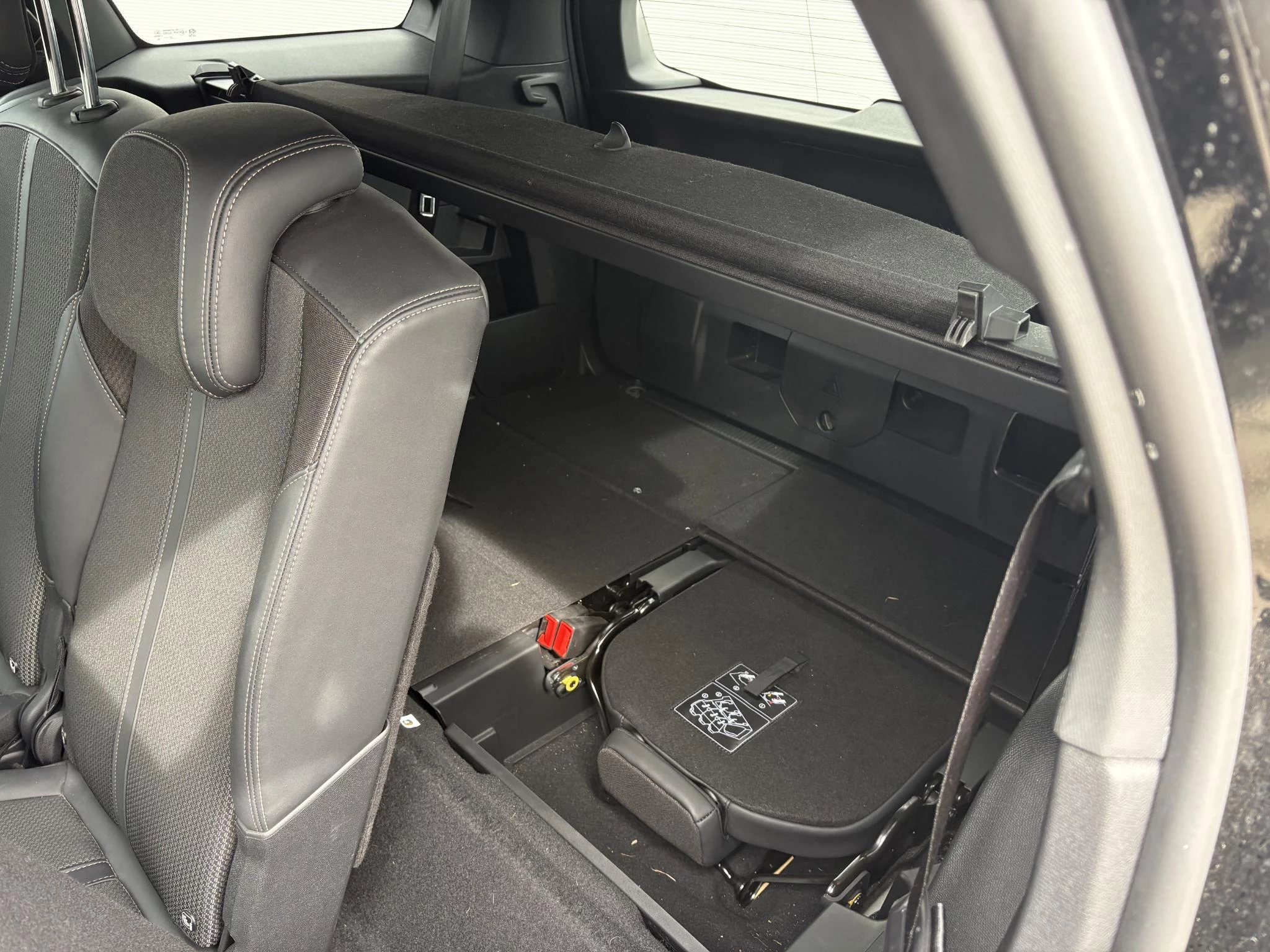 Peugeot-5008-image-13