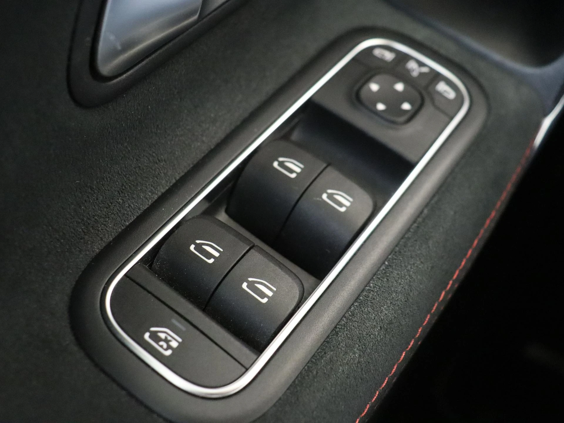 Mercedes-Benz-A-Klasse-image-31