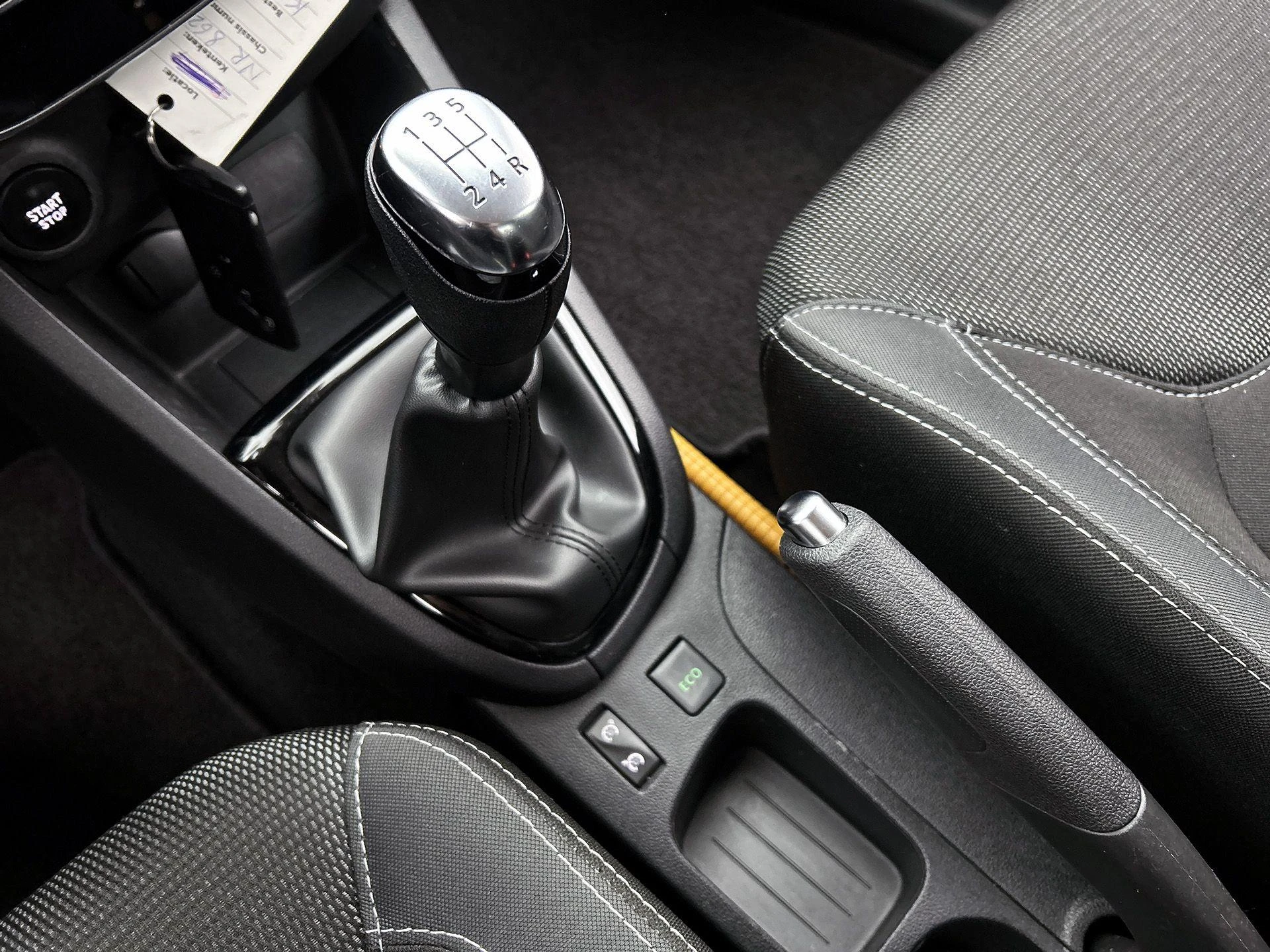 Renault-Clio-image-15