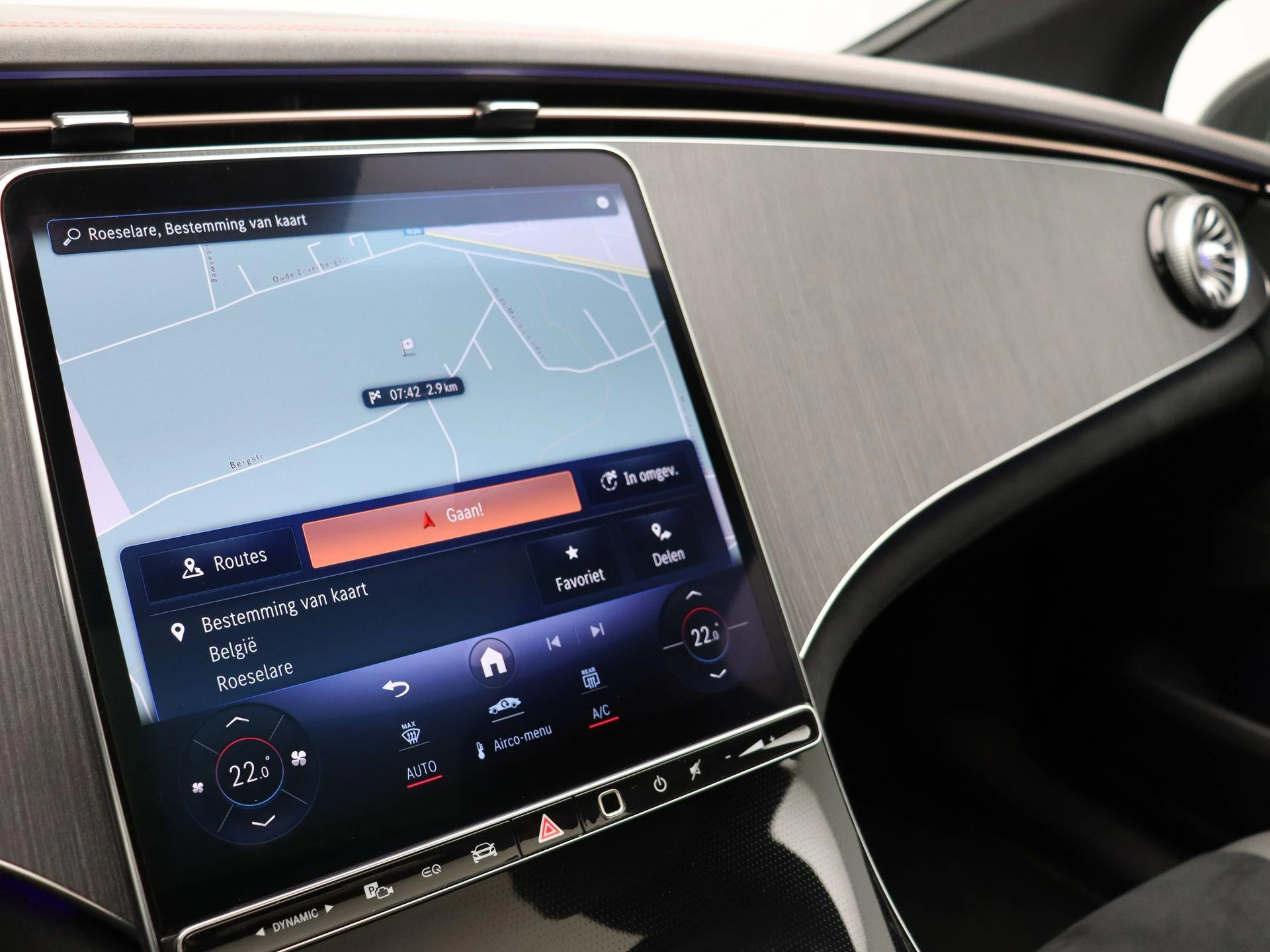 Mercedes-Benz EQE 300 AMG Line + AIRMATIC + PANORAMISCH DAK +