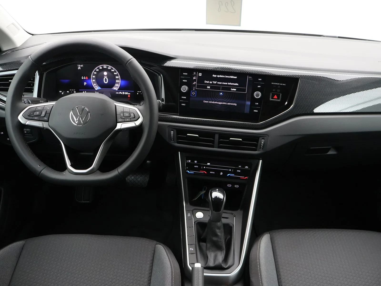 Volkswagen-Taigo-image-10